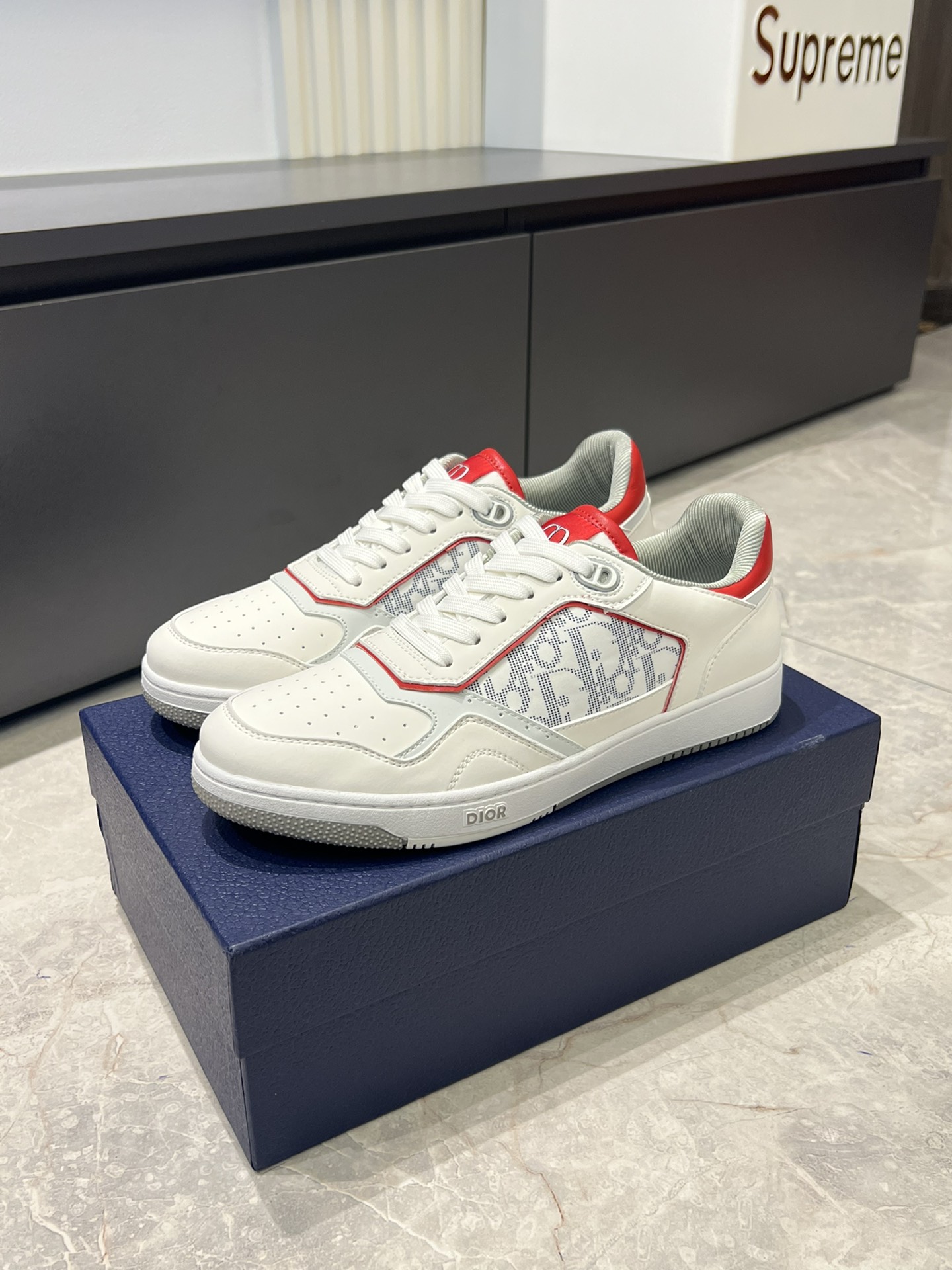 Dior B27 Low-Top Sneakers White Leather Oblique Jacquard, Men's Size 38-44 4 i1717491693 2523 2