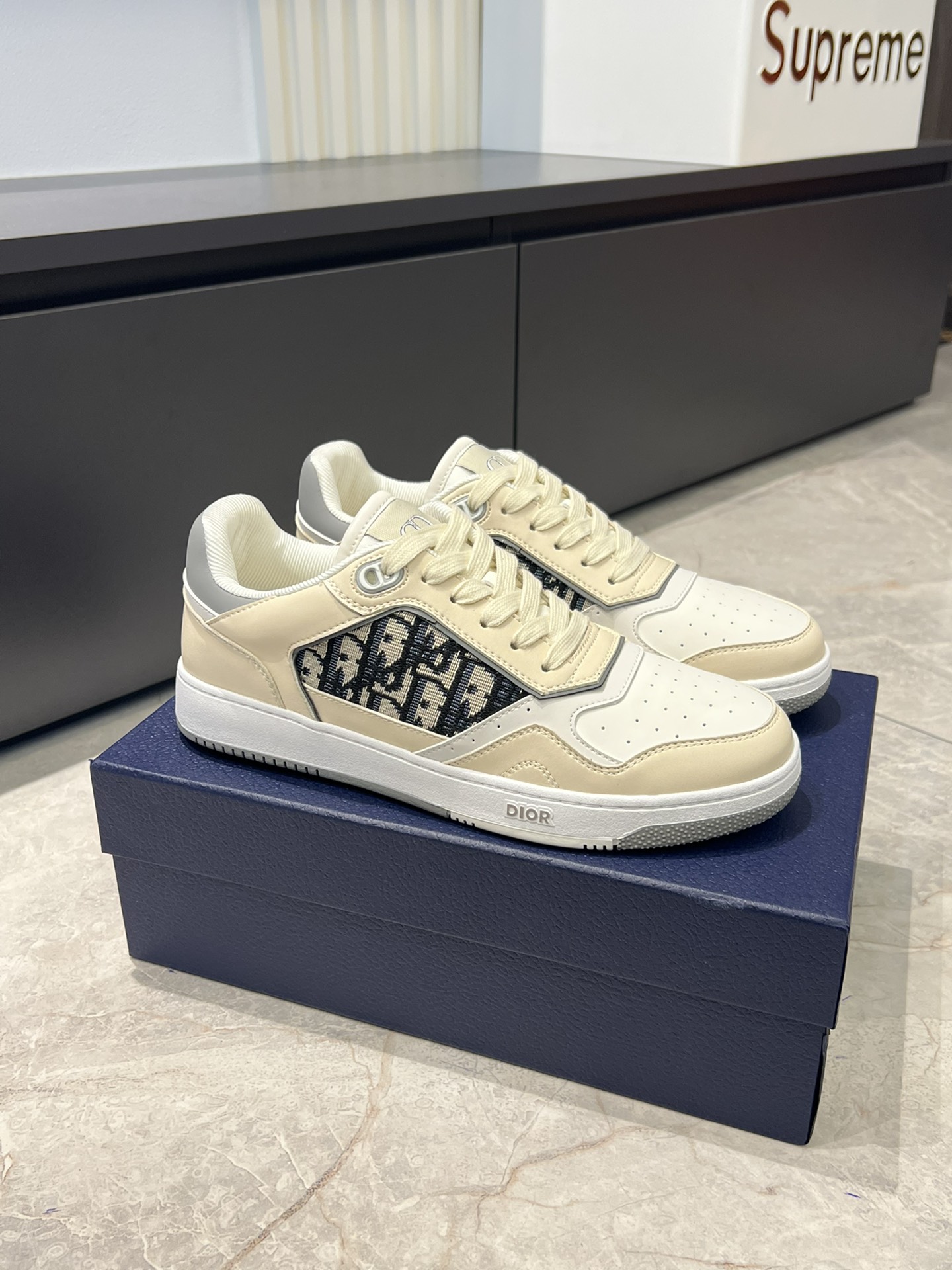 Dior B27 Mid-Top Sneakers Gray and White Smooth Calfskin Oblique Print 3 i1717492851 5280 5