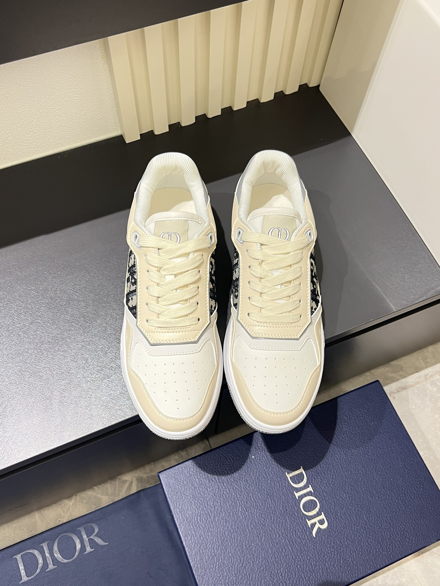Dior B27 Mid-Top Sneakers Gray and White Smooth Calfskin Oblique Print 1 Dior B27 Mid-Top Sneakers Gray and White Smooth Calfskin Oblique Print