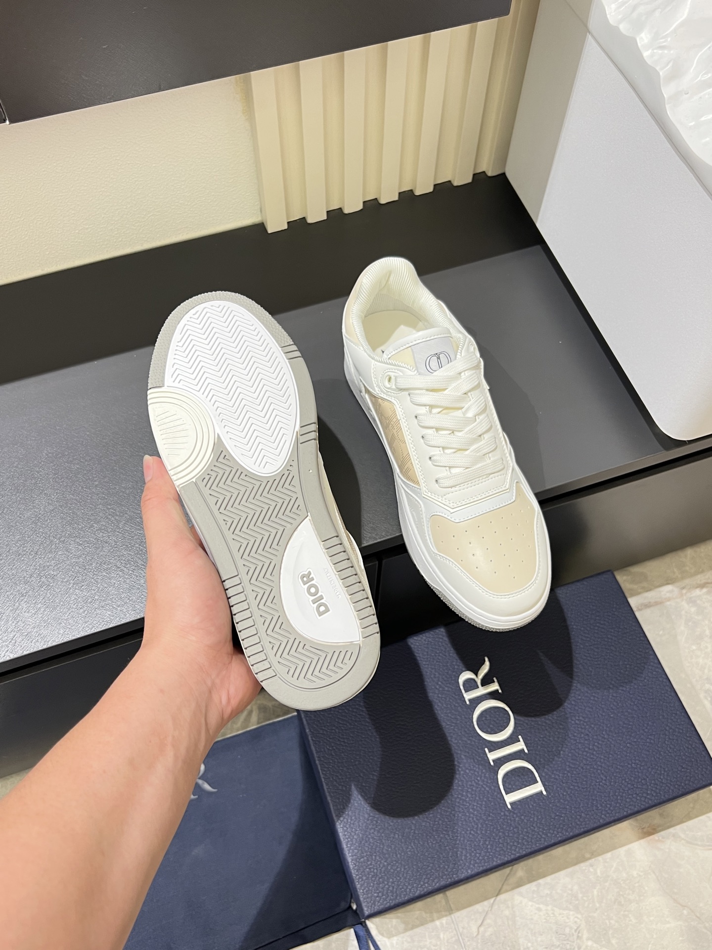 Dior B27 Low-Top Sneakers, Gray and White Calfskin, Oblique Print Inserts 9 i1745833304777 7419 0 6
