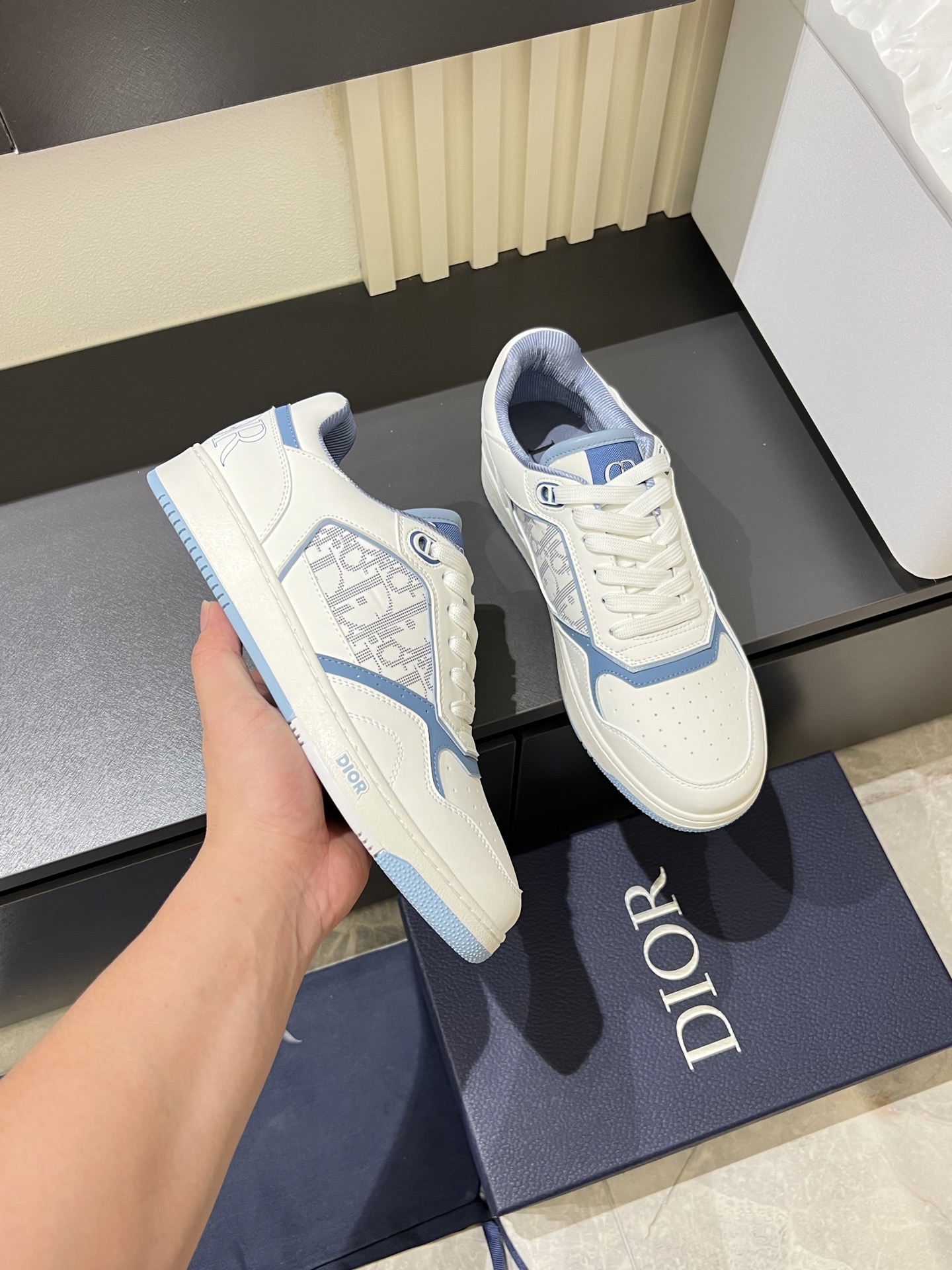 Dior B27 Casual Sneakers: High-Top Design, Iconic Oblique Print, Sizes 38-44 8 i1745833345927 1736 0 6