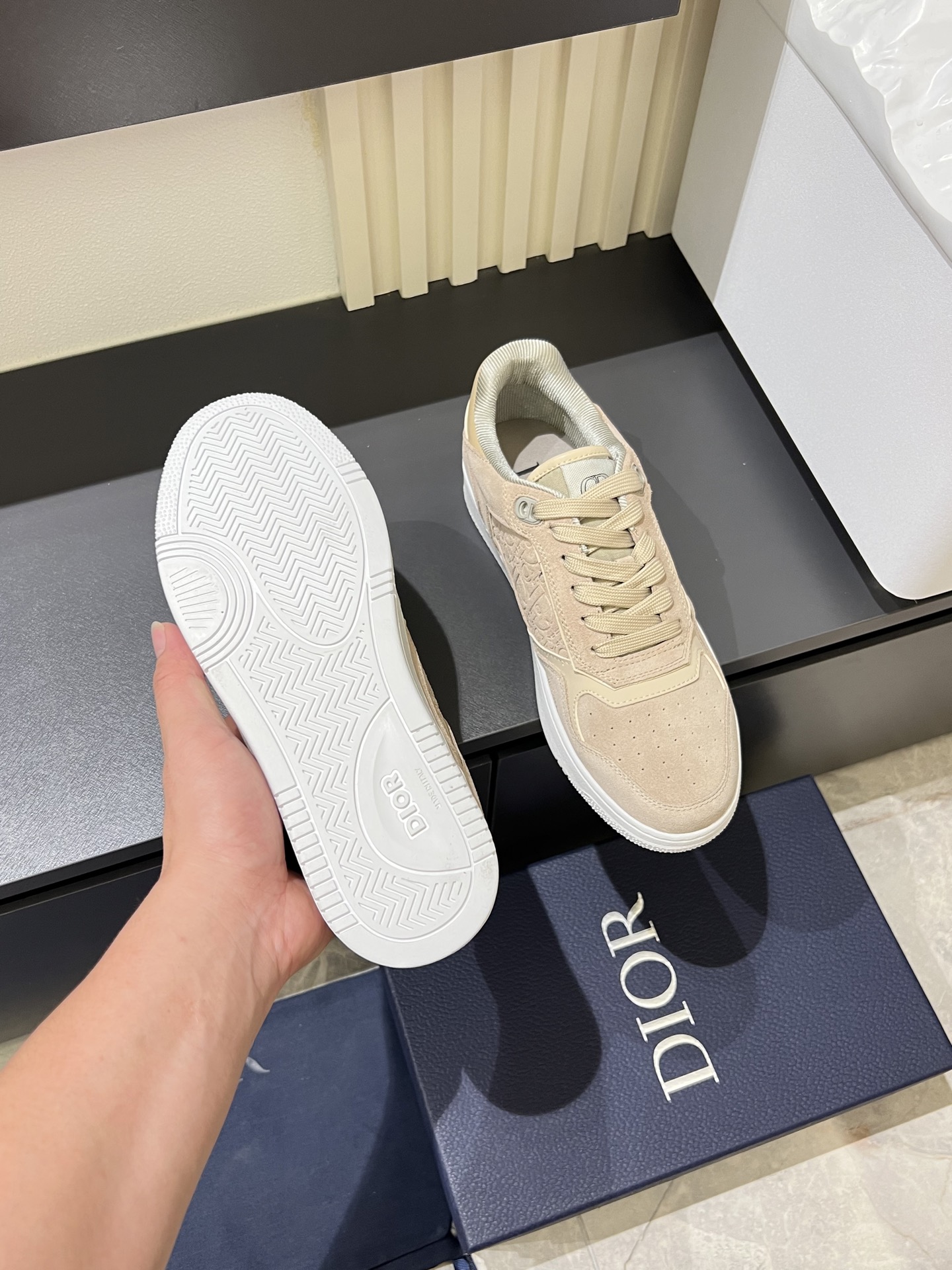 Dior B27 Low-Top Sneakers Beige - Stylish and Comfortable Casual Shoes 9 i1745833527197 1971 0 7