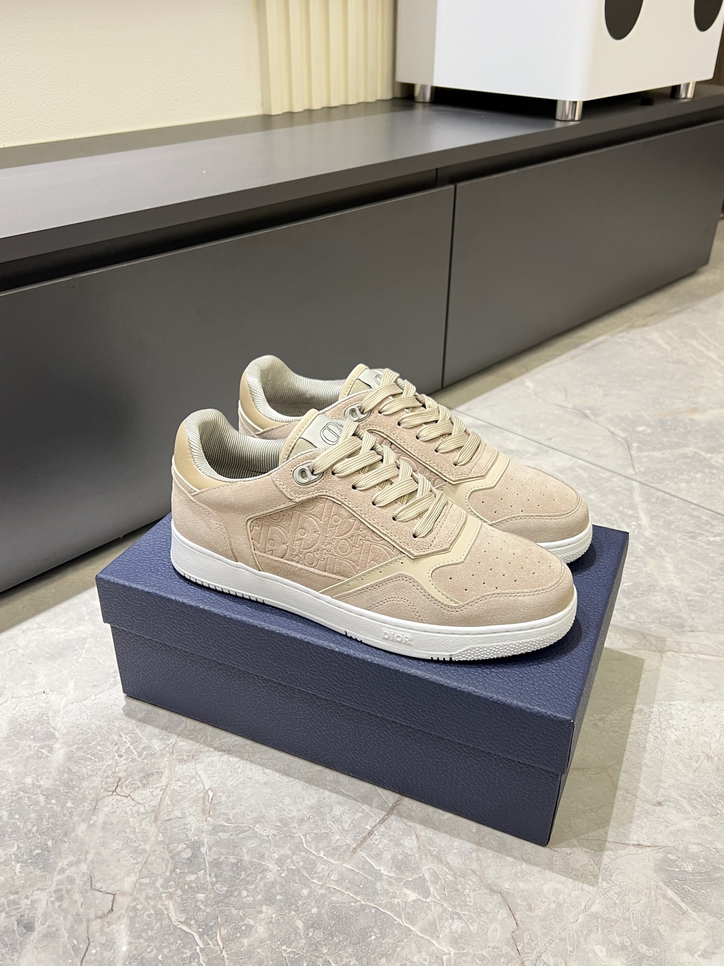 Dior B27 Low-Top Sneakers Beige - Stylish and Comfortable Casual Shoes 3 i1745833527211 4451 0 0