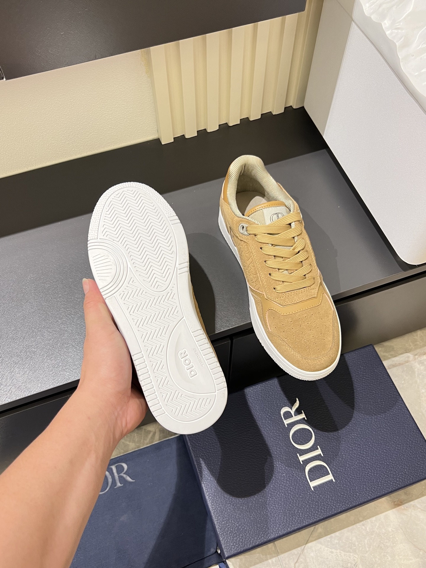 Dior B27 Beige Suede Low-Top Sneakers Casual Shoes 9 i1745833573221 3600 0 7
