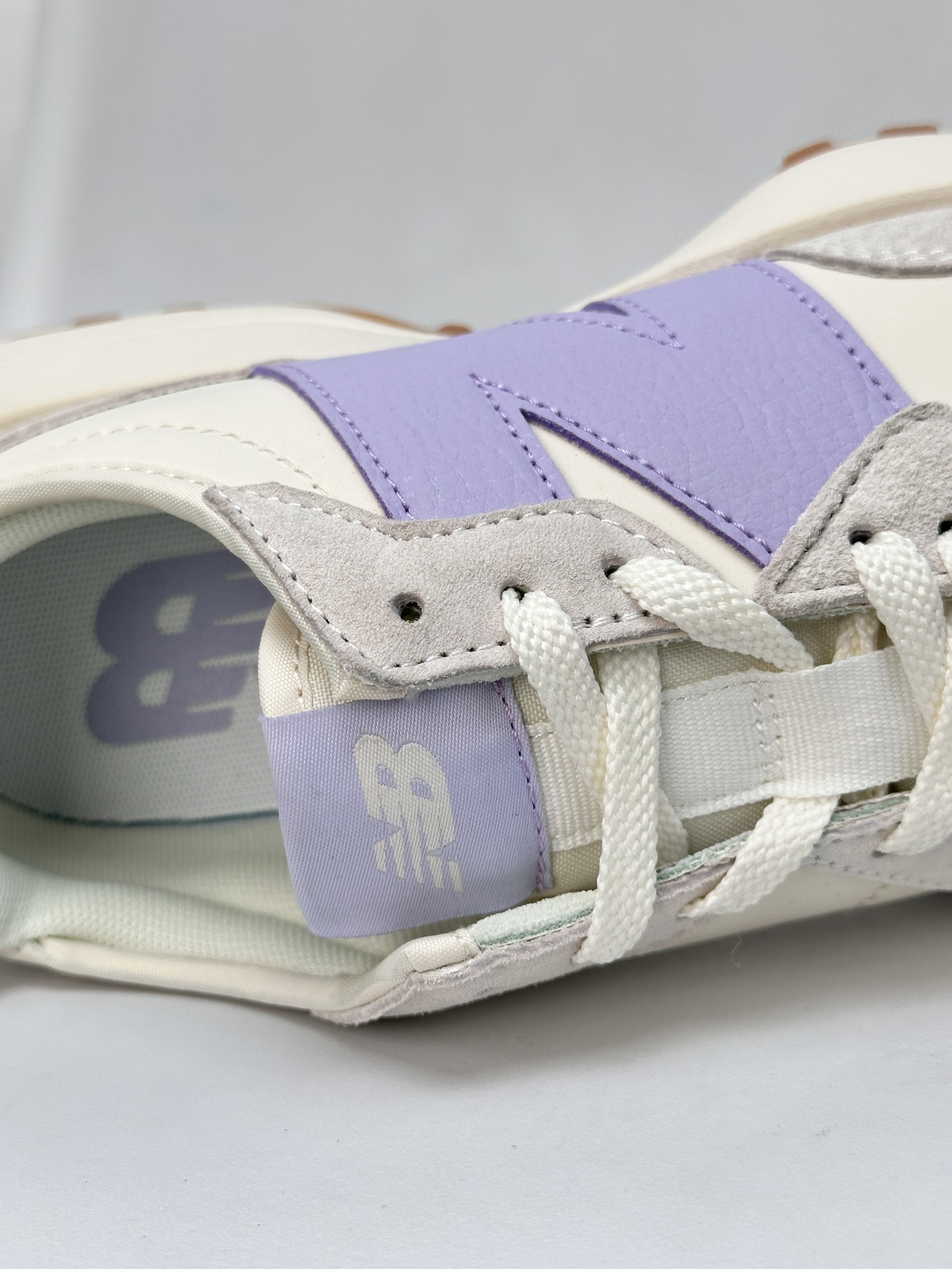 New Balance 327 Retro Lavender Sneakers - Comfortable, Stylish and Durable 9 i1734676794 6444 4