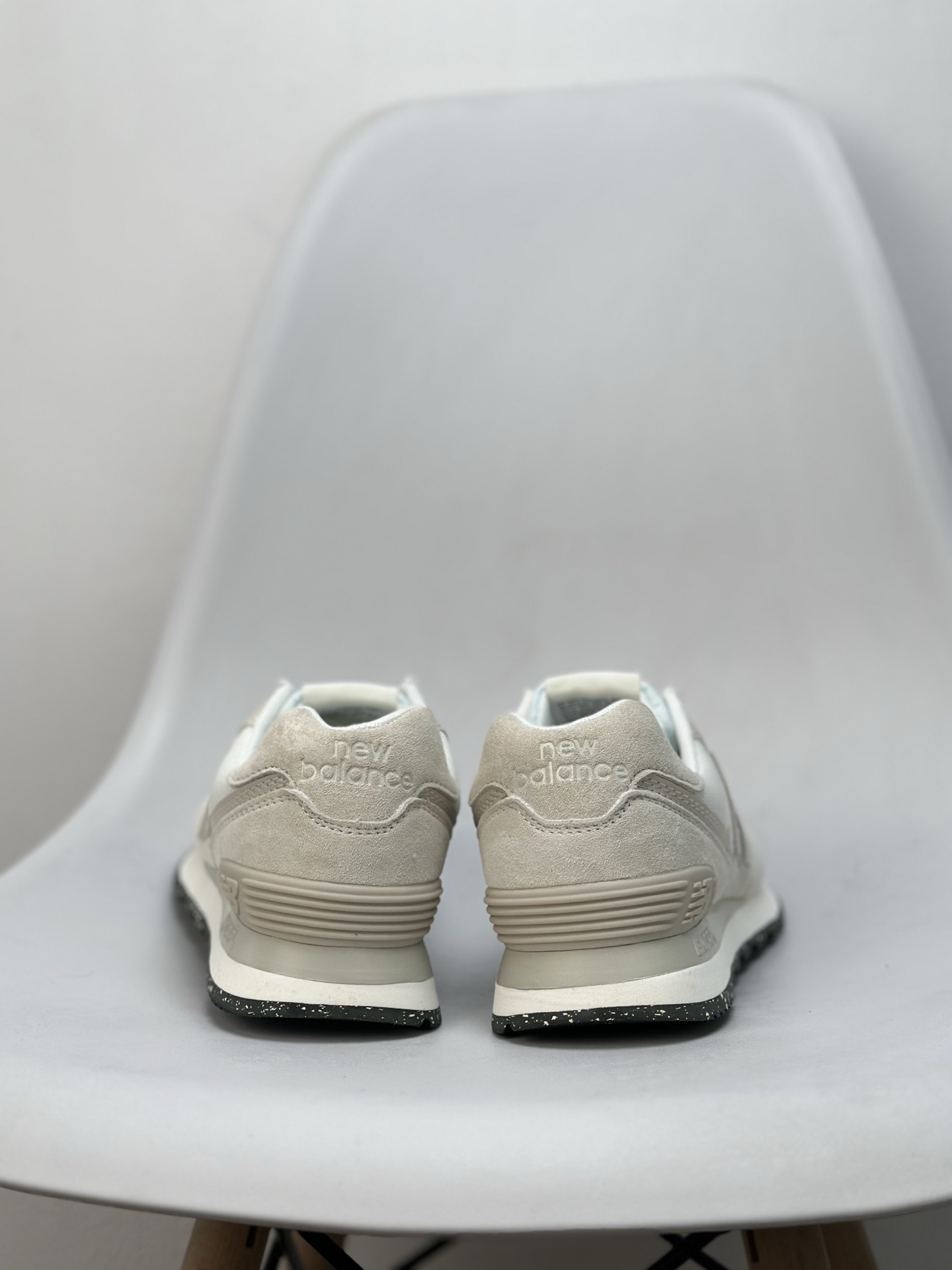 New Balance 574 Retro Sneakers - Suede & Mesh Upper, ENCAP Cushioning 6 i1745396588083 4916 0 4