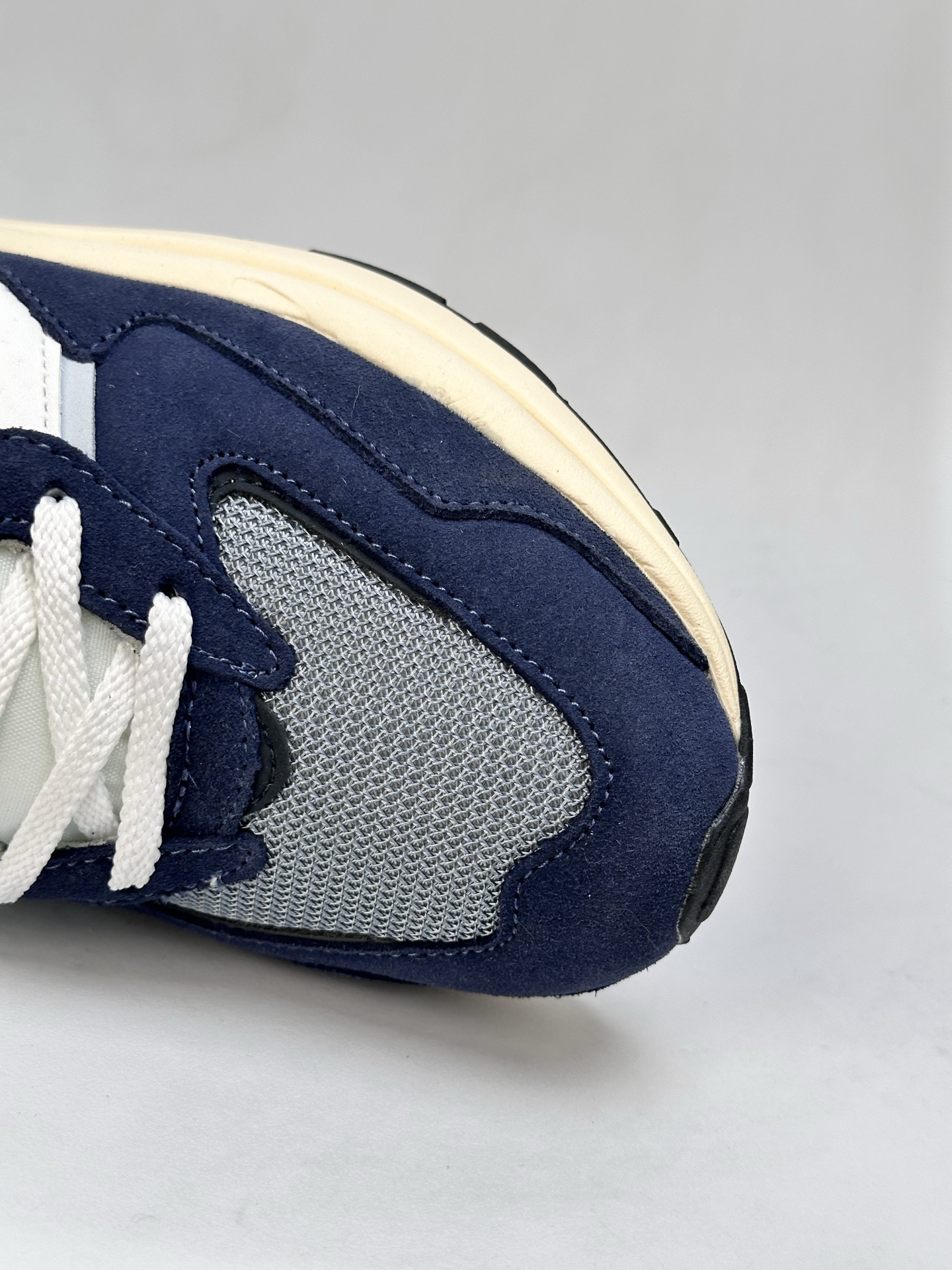 New Balance 5740 Retro Sneakers: Navy, White & Light Blue - Iconic Style 8 i1745396658604 6077 0 6