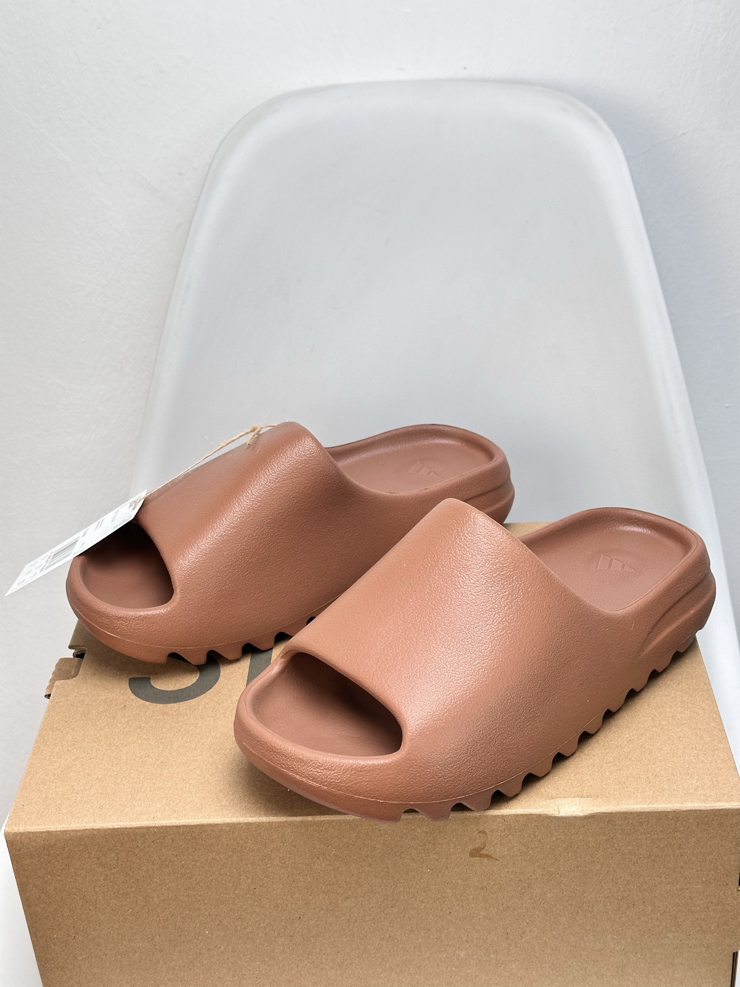 Adidas Yeezy Slide "Flax" Casual Sport Sandal - Comfortable & Stylish 7 i1745922104969 5661 0 5