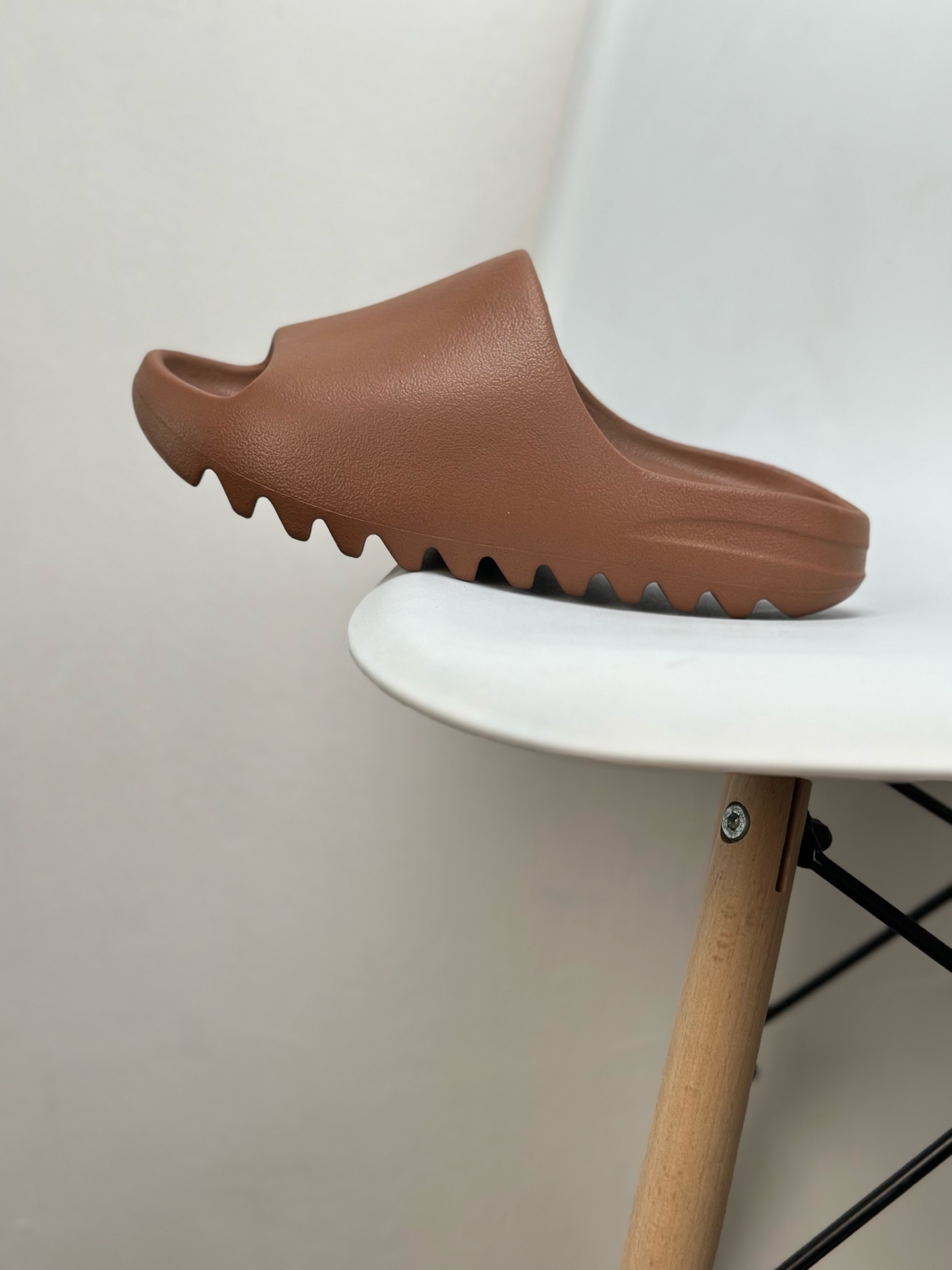 Adidas Yeezy Slide "Flax" Casual Sport Sandal - Comfortable & Stylish 2 i1745922105607 3331 0 0