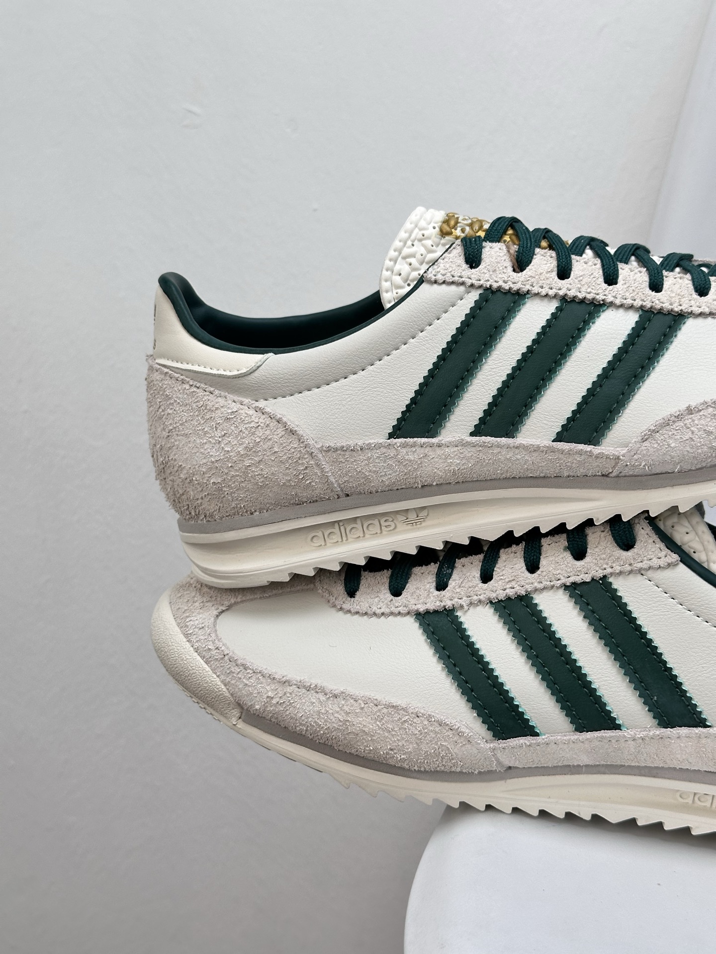 Adidas SL72 OG "Off-White/Collegiate Green" Retro Running Shoes 4 i1745942597024 5615 0 2