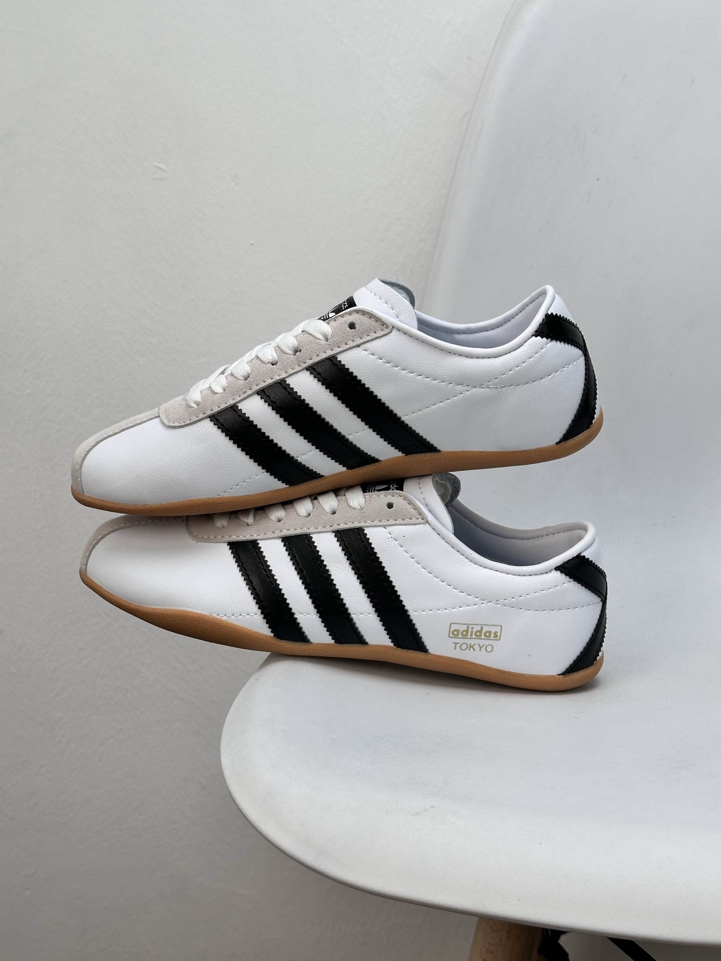 Adidas Originals Tokyo Decon W Retro Low-Top Sneakers - White/Black 5 i1745942930114 8825 0 3
