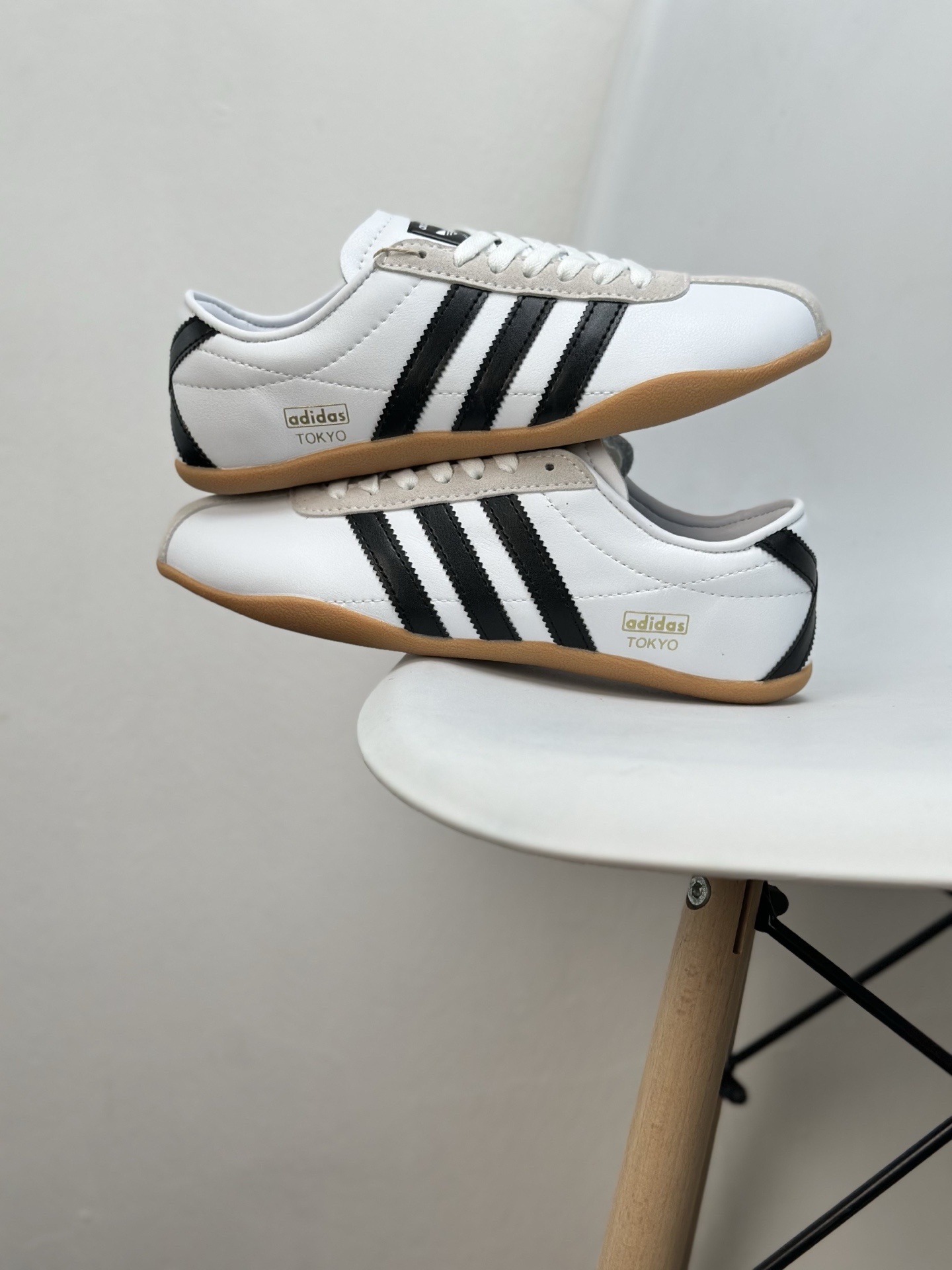 Adidas Originals Tokyo Decon W Retro Low-Top Sneakers - White/Black 3 i1745942931486 6012 0 1