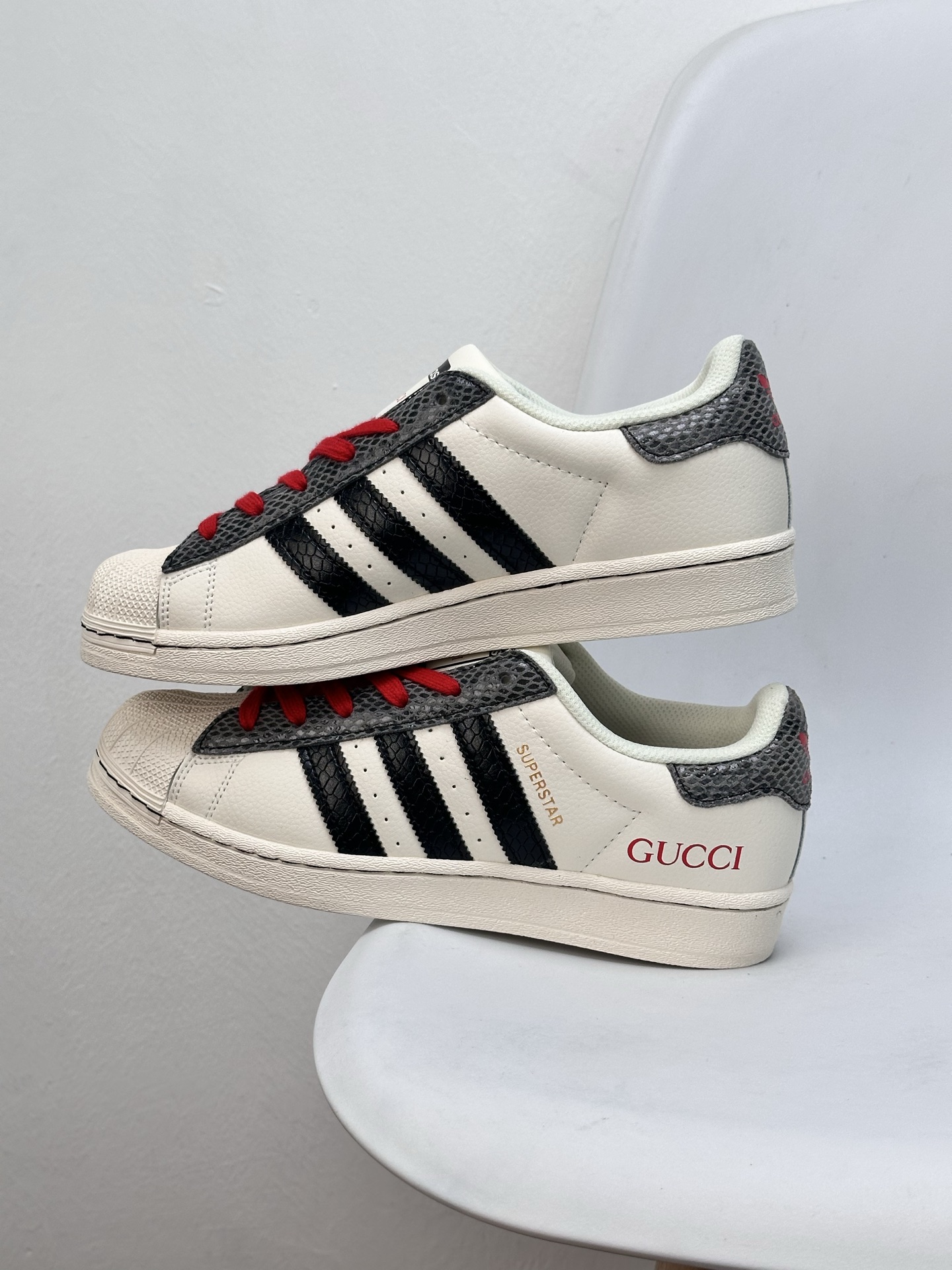 Adidas Originals Superstar x Gucci White Black Red Leather Sneakers 5 i1745943270667 3767 0 3