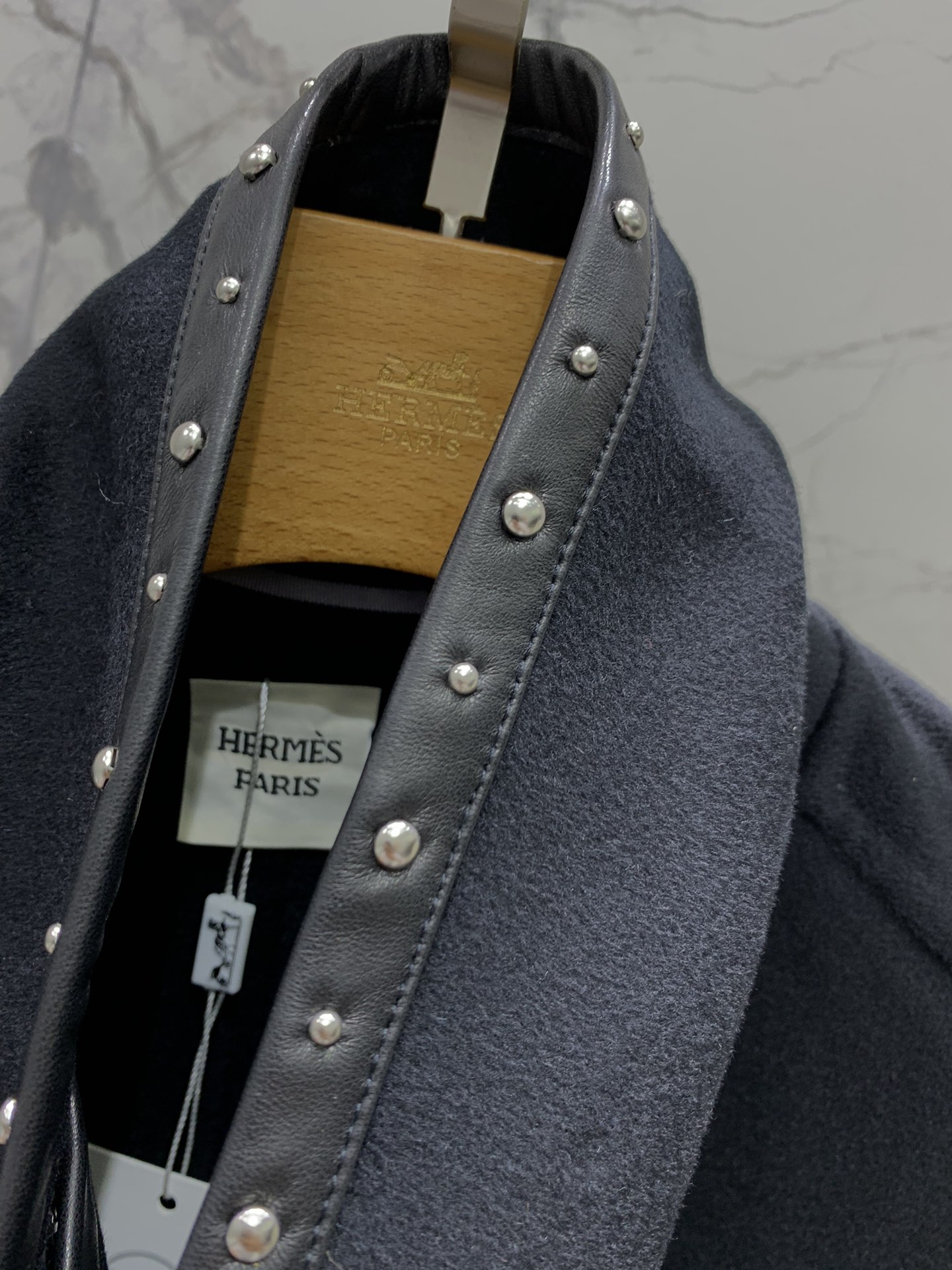 HERMÈS Rivet Patchwork Cashmere Coat: Winter Warmth & Runway Style 6 i1725781927 9182 7