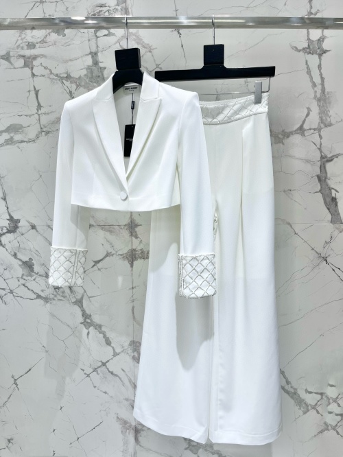 Yves Saint Laurent White Pearl Embellished Crop Blazer and Straight Leg Pants Set 1 Yves Saint Laurent White Pearl Embellished Crop Blazer and Straight Leg Pants Set