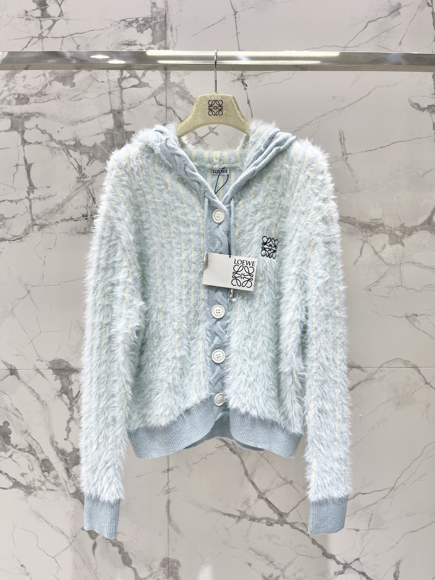 LOEWE Women 𝗟𝗢𝗘𝗪𝗘* Loewe New embroidered imitation mink knitted hooded cardigan