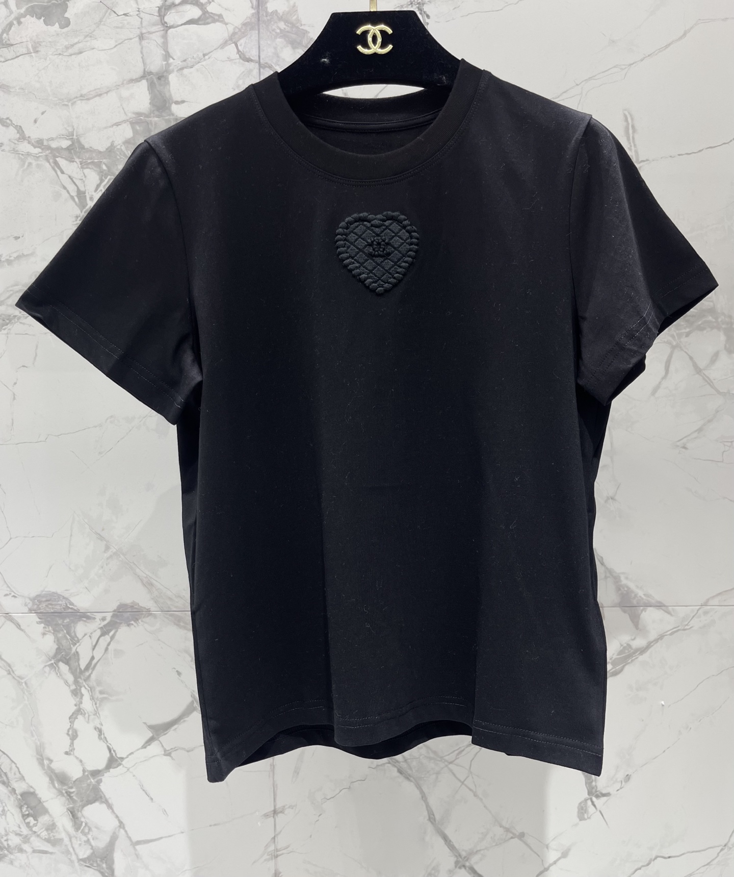 Chanel Women 𝗖𝗛𝗔𝗡𝗘* Logo T — photo 3