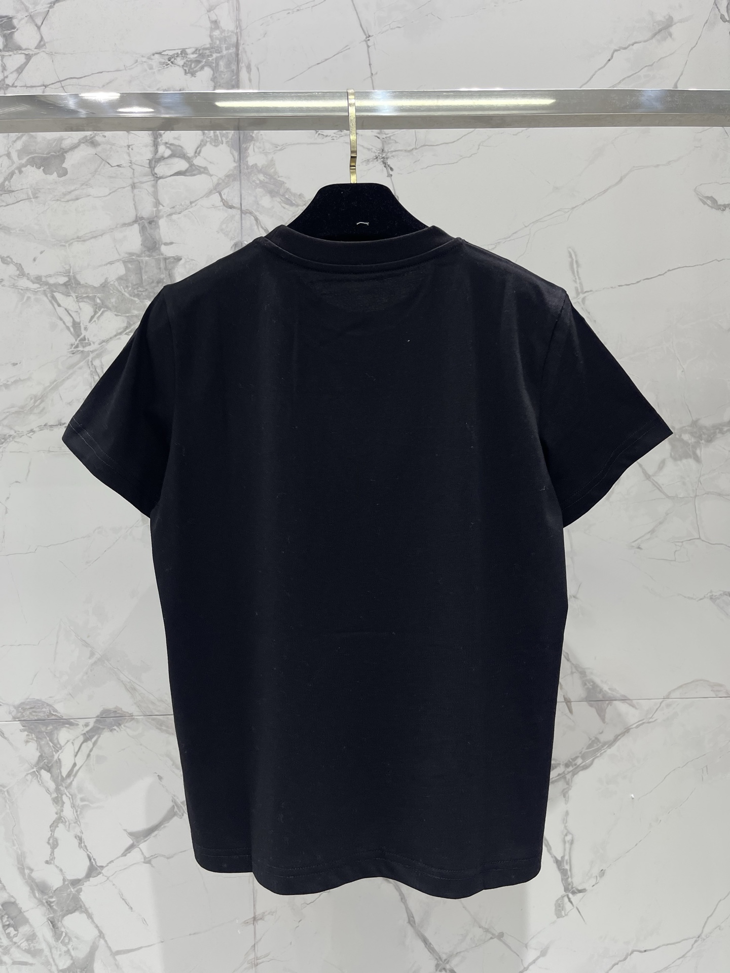 Chanel Women 𝗖𝗛𝗔𝗡𝗘* Logo T — photo 9