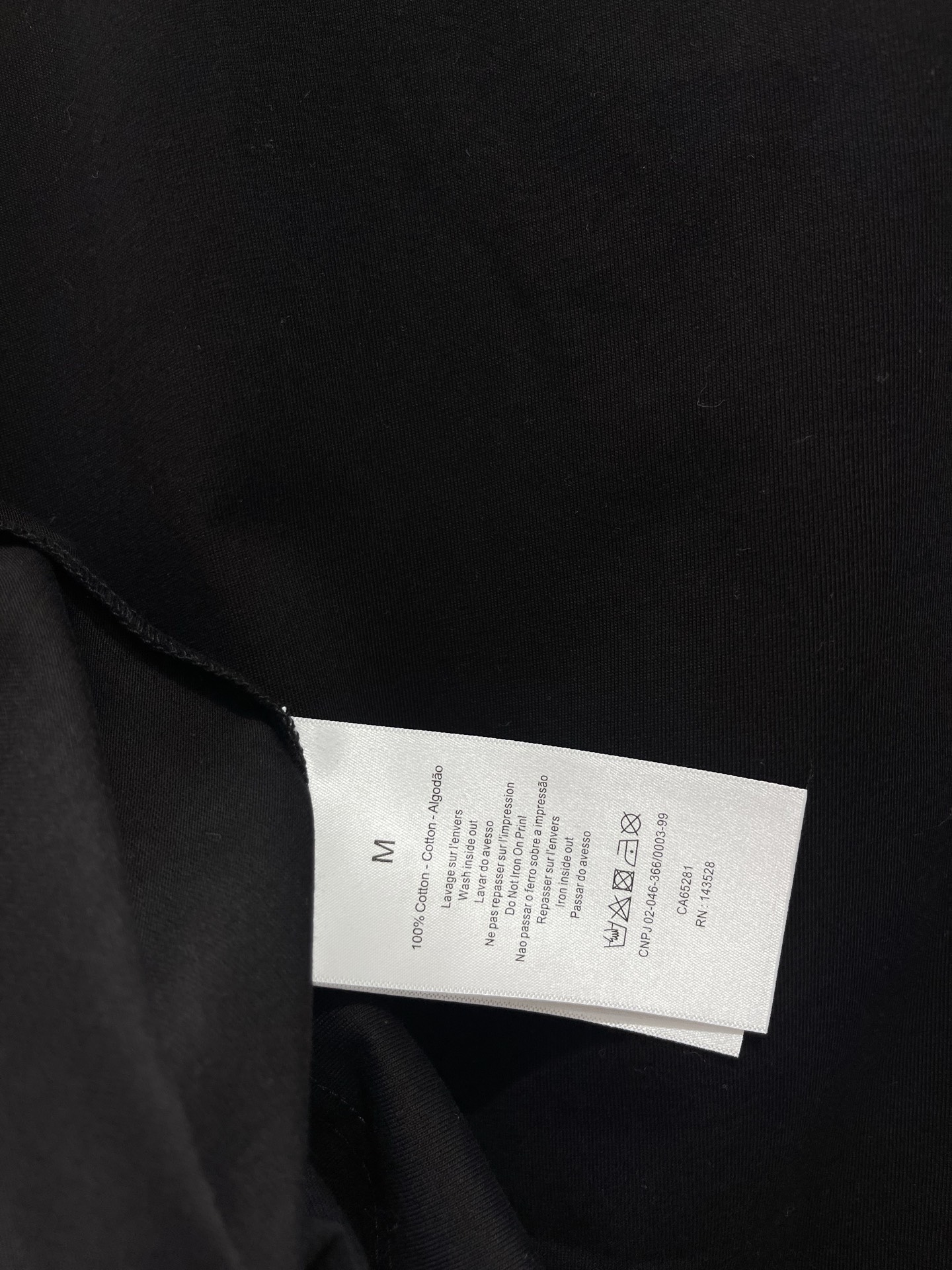 Chanel Women 𝗖𝗛𝗔𝗡𝗘* Logo T — photo 7