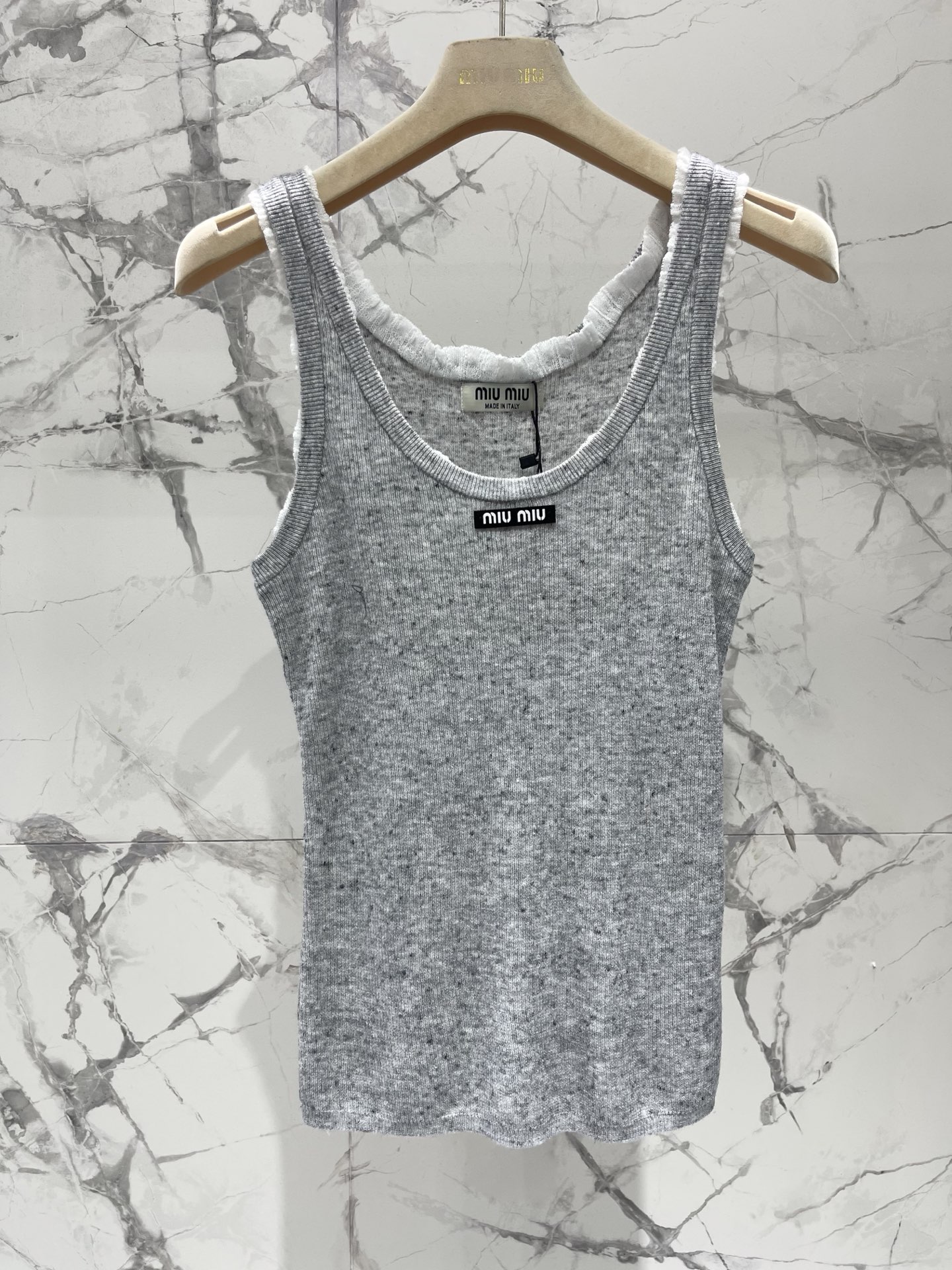 Miumiu Women 𝗠𝗜𝗨𝗠𝗜𝗨* Miu Miu early spring New lace girly age-reducing knitted vest — photo 2