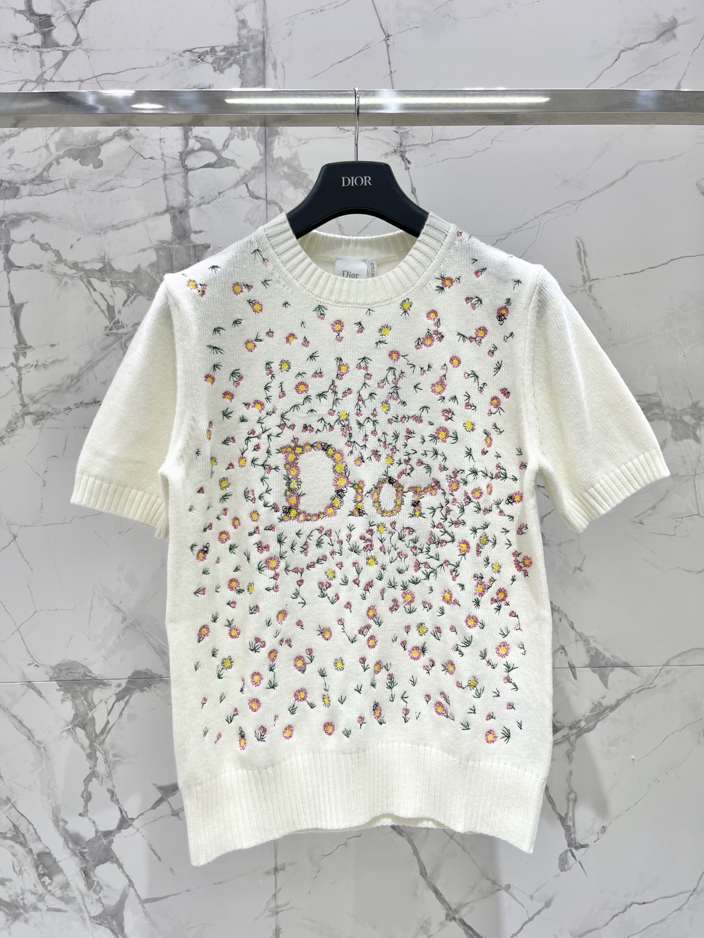 Dior Damen 𝗗𝗜𝗢𝗥* Dior