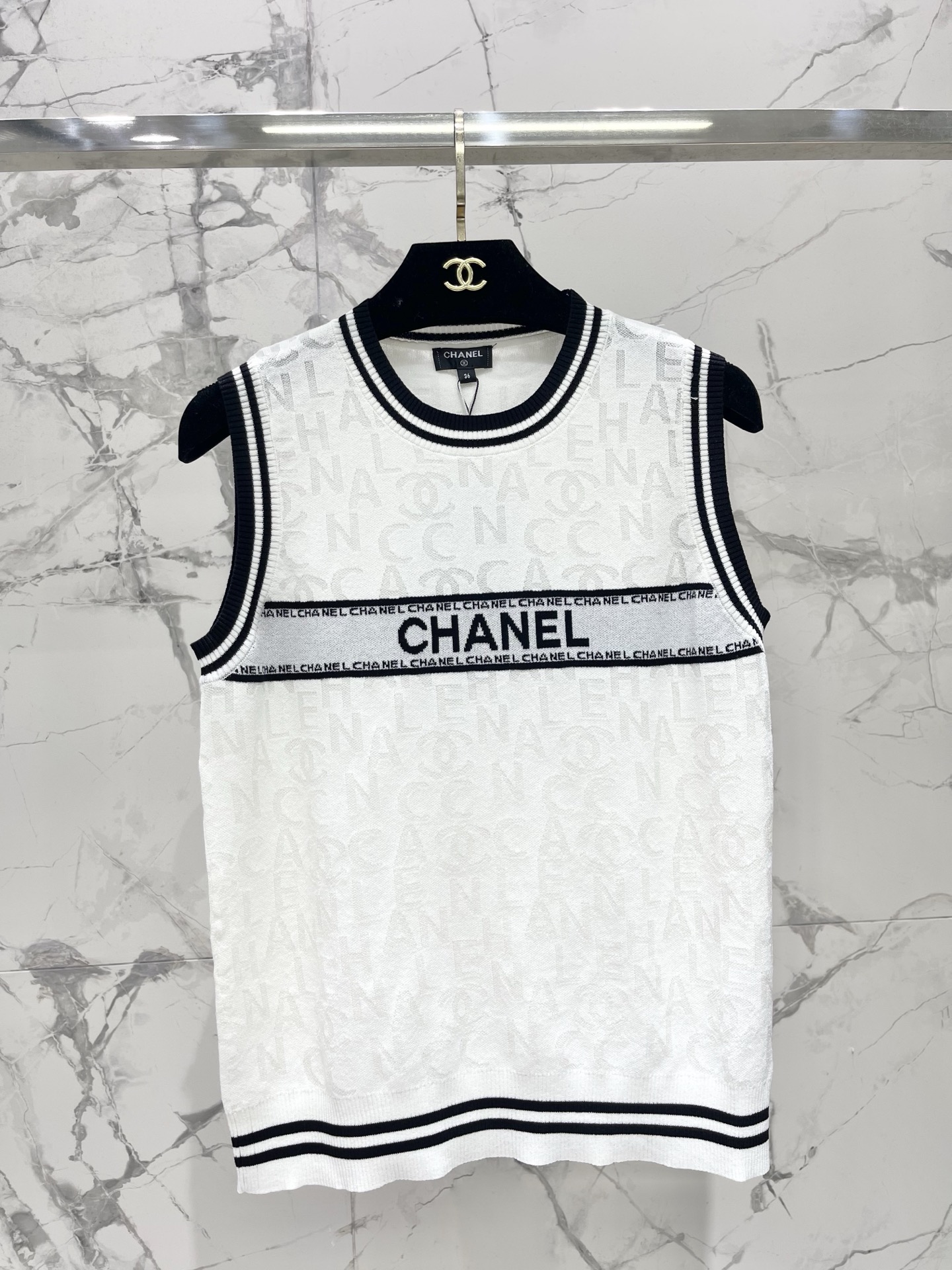 Вязаный топ с логотипом Chanel
