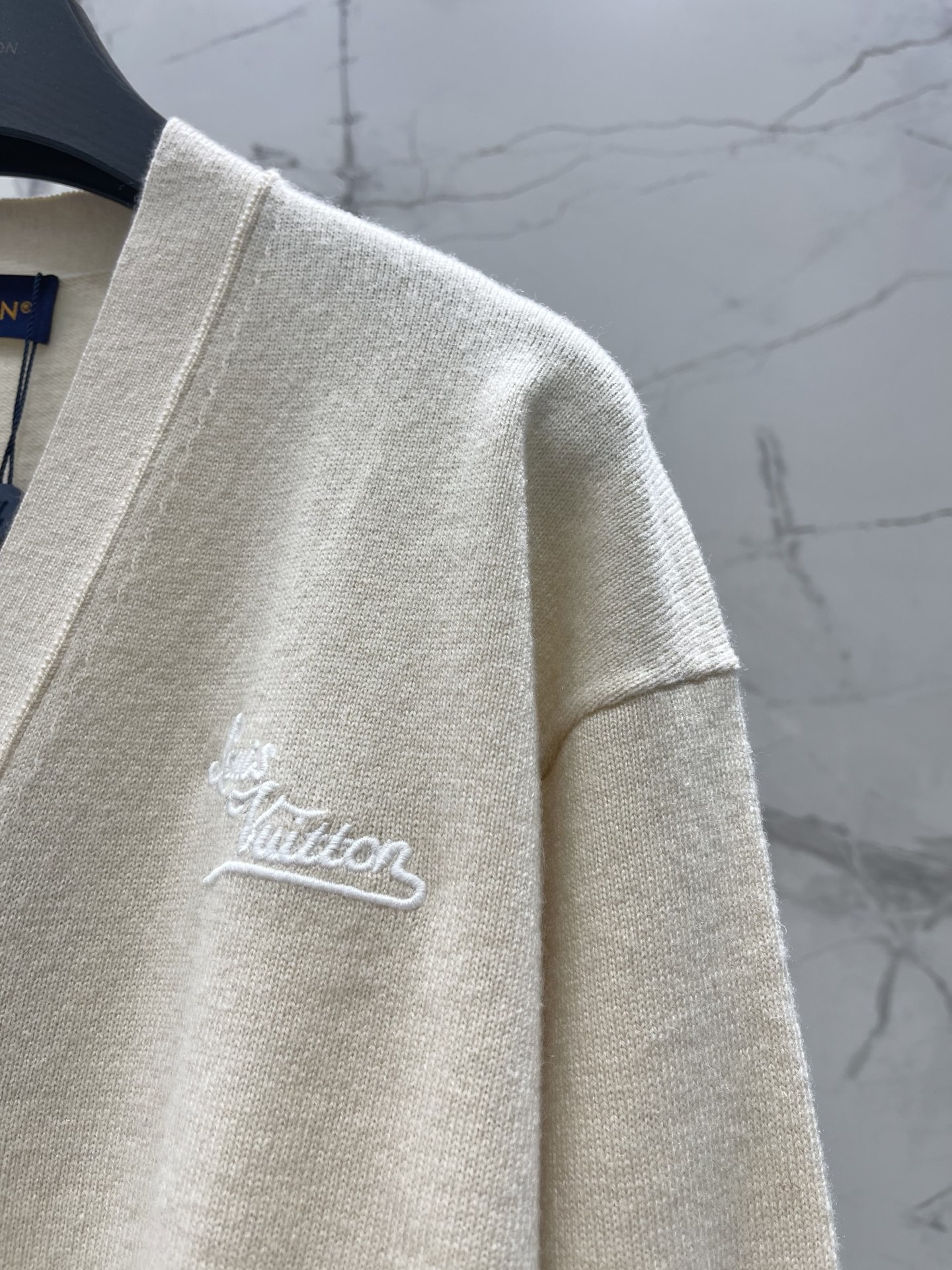 Louis Vuitton Embroidery Rhinestone Button Knit Ca