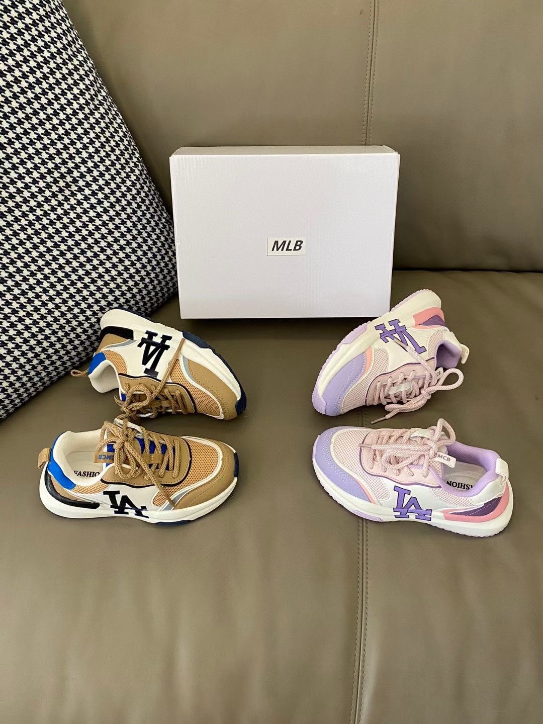 图片[7]-MLB 老爹鞋简约大方，让人一眼就爱上😍鞋面透气网料材质，清爽透气💨系带+内侧魔术贴方便穿脱👻橡胶大底防滑耐磨🤗-选品中心