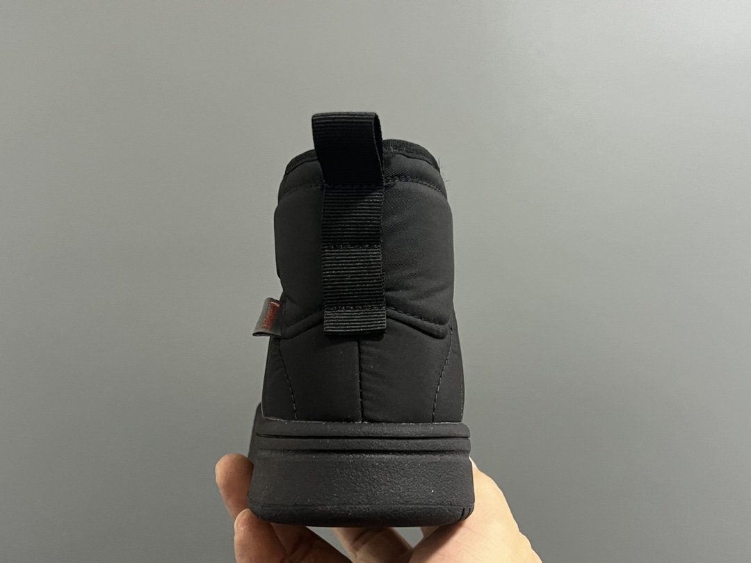 图片[7]-AD冬新款adipuff中帮儿童面包棉鞋28-37码 内里加绒，保暖又舒适❄️ 舒适面料，柔软又不失时尚🆒 耐磨防滑大底，脚感不言而喻✔️-选品中心