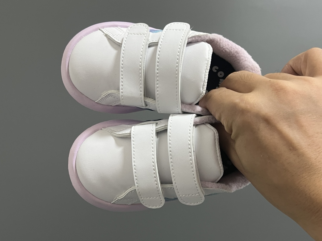 图片[2]-AD迪斯尼联名魔术贴加绒童鞋22-27码 加绒内里，保暖又舒适❄️优质皮料，质感满满💯 双魔术贴设计，穿脱方便✌🏻超轻云朵大底，脚感超舒适☁️-选品中心