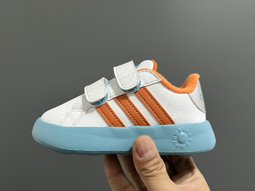 图片[4]-AD迪斯尼联名魔术贴加绒童鞋22-27码 加绒内里，保暖又舒适❄️优质皮料，质感满满💯 双魔术贴设计，穿脱方便✌🏻超轻云朵大底，脚感超舒适☁️-选品中心