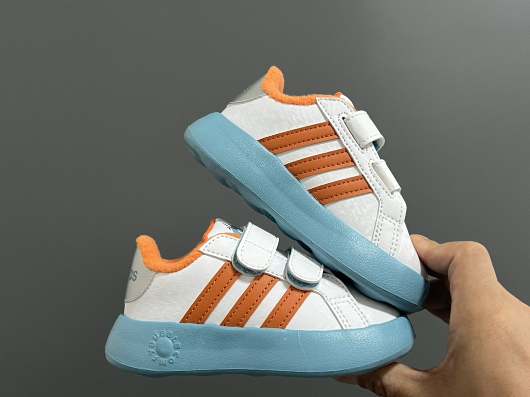 图片[9]-AD迪斯尼联名魔术贴加绒童鞋22-27码 加绒内里，保暖又舒适❄️优质皮料，质感满满💯 双魔术贴设计，穿脱方便✌🏻超轻云朵大底，脚感超舒适☁️-选品中心