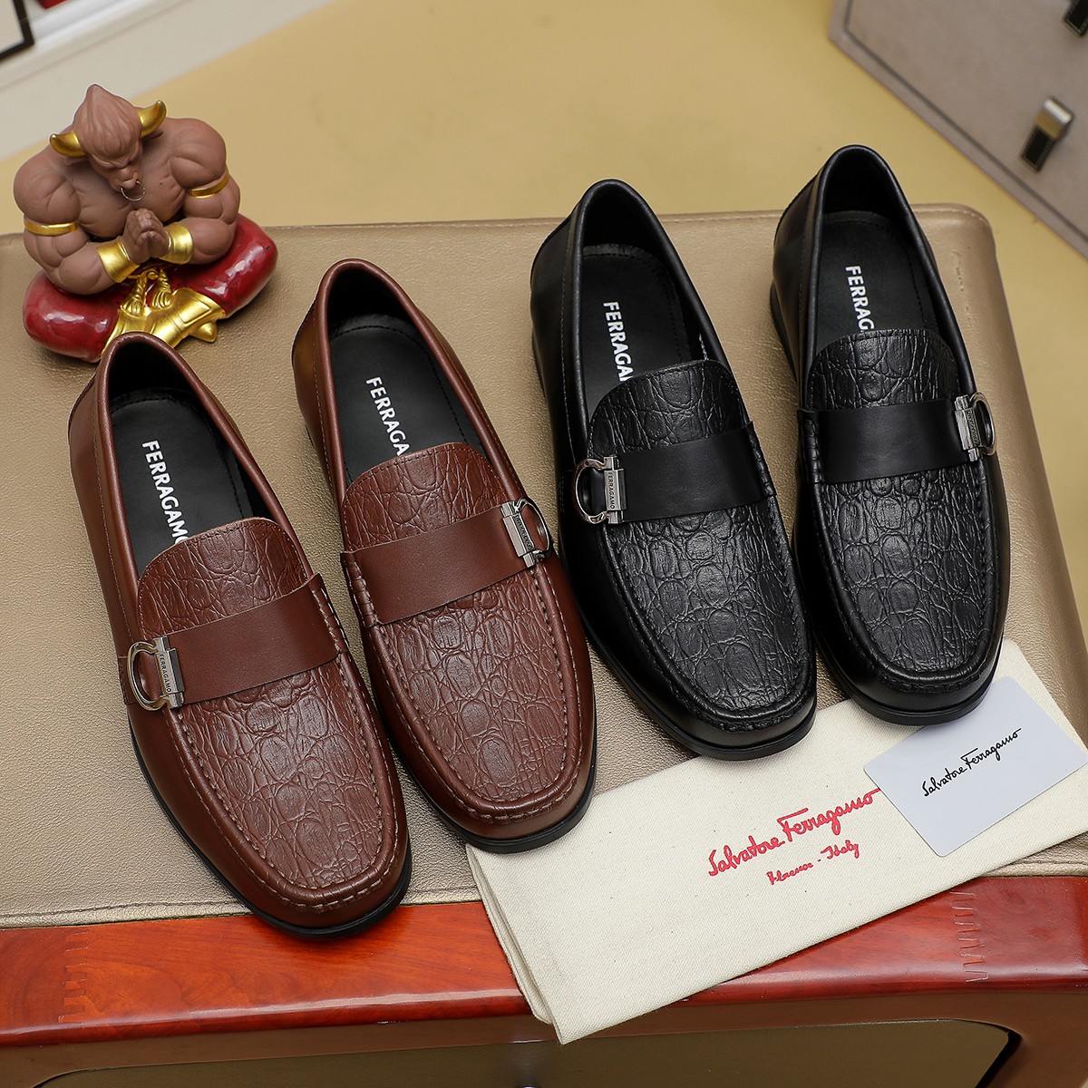 工厂价305 🕷🕷🐂里【Ferragamo】菲拉格慕 爆款时尚休闲鞋🇨🇳官网专柜1:1制作,原版开模💯好质量看得见,进口高端头层荔枝纹小牛皮,水染🐂皮内里🌿纹路很清优质防水防滑耐磨大底🎋高品质低价位,真正的纯手工制作🍓,色可选! (45.要订做)