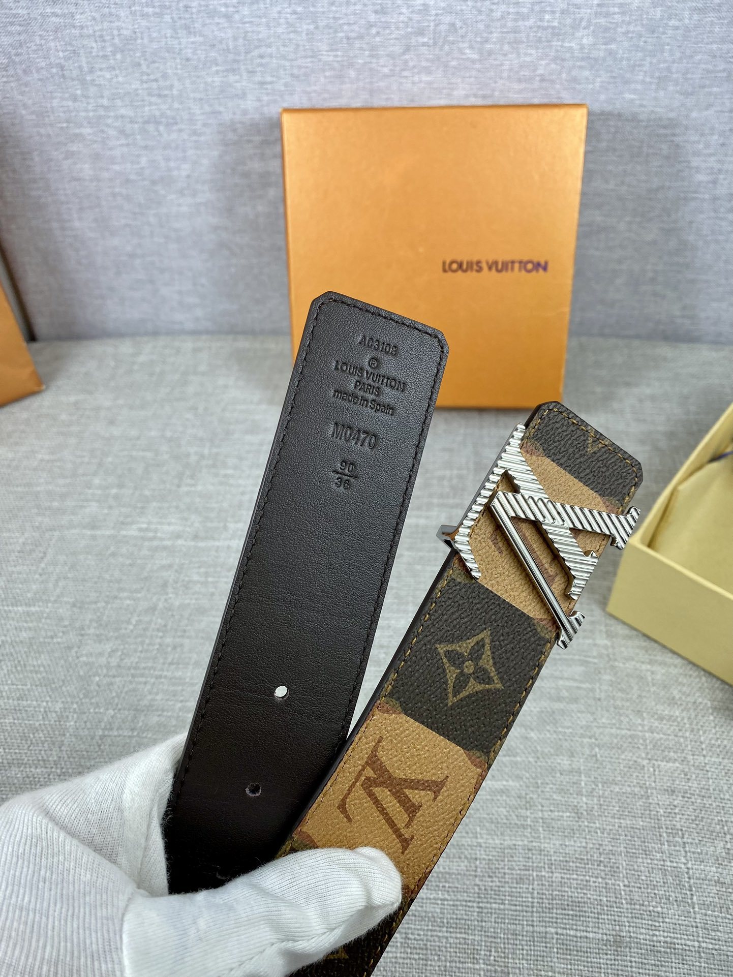 路易威登男装艺术总监VirgilAbloh与Nigo再度携手令LVPyramideStripes40毫米