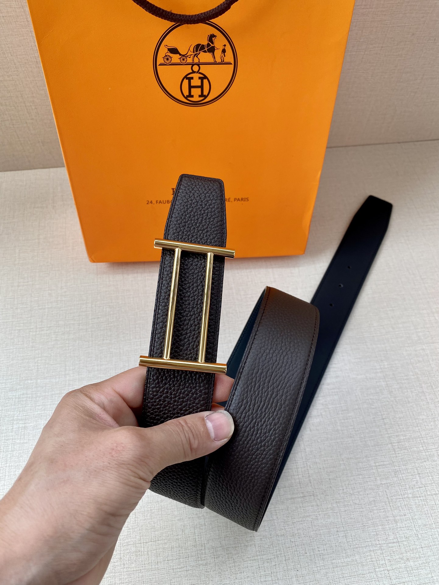 金属皮带扣荔枝单面双八字腰带耐用轻盈Sprint腰带可与TonightColor带扣精巧配搭打造休闲运动
