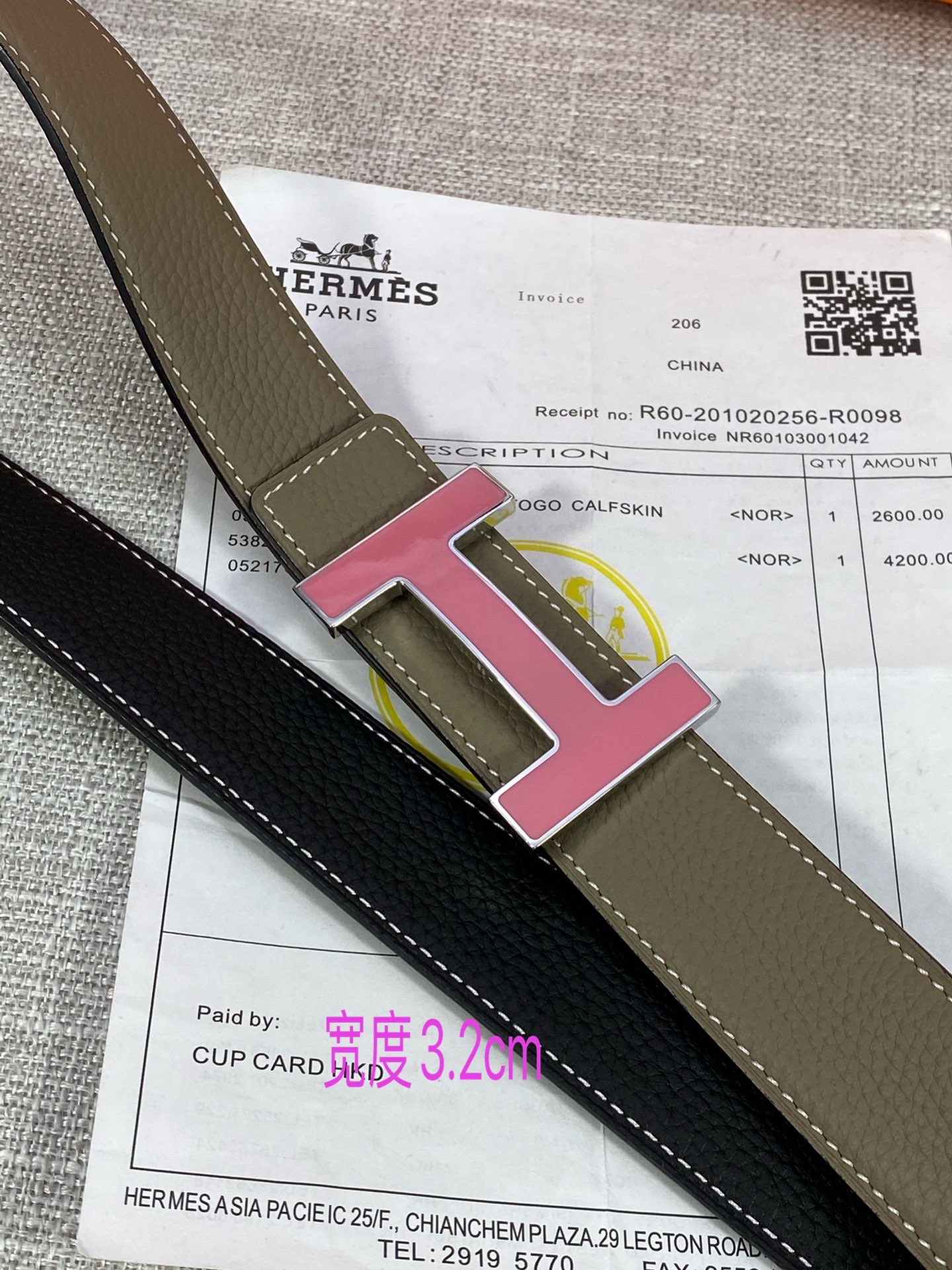 专柜同步Hermes爱马仕专柜同款3.2cm宽带身采用进口头层Togo牛皮boxer牛皮衬里配以珐琅精品
