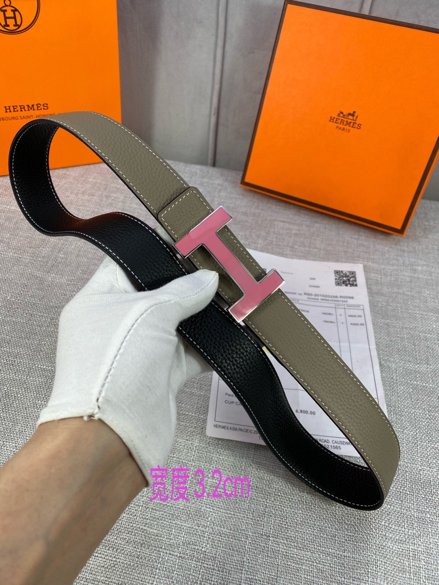 专柜同步Hermes爱马仕专柜同款3.2cm宽带身采用进口头层Togo牛皮boxer牛皮衬里配以珐琅精品