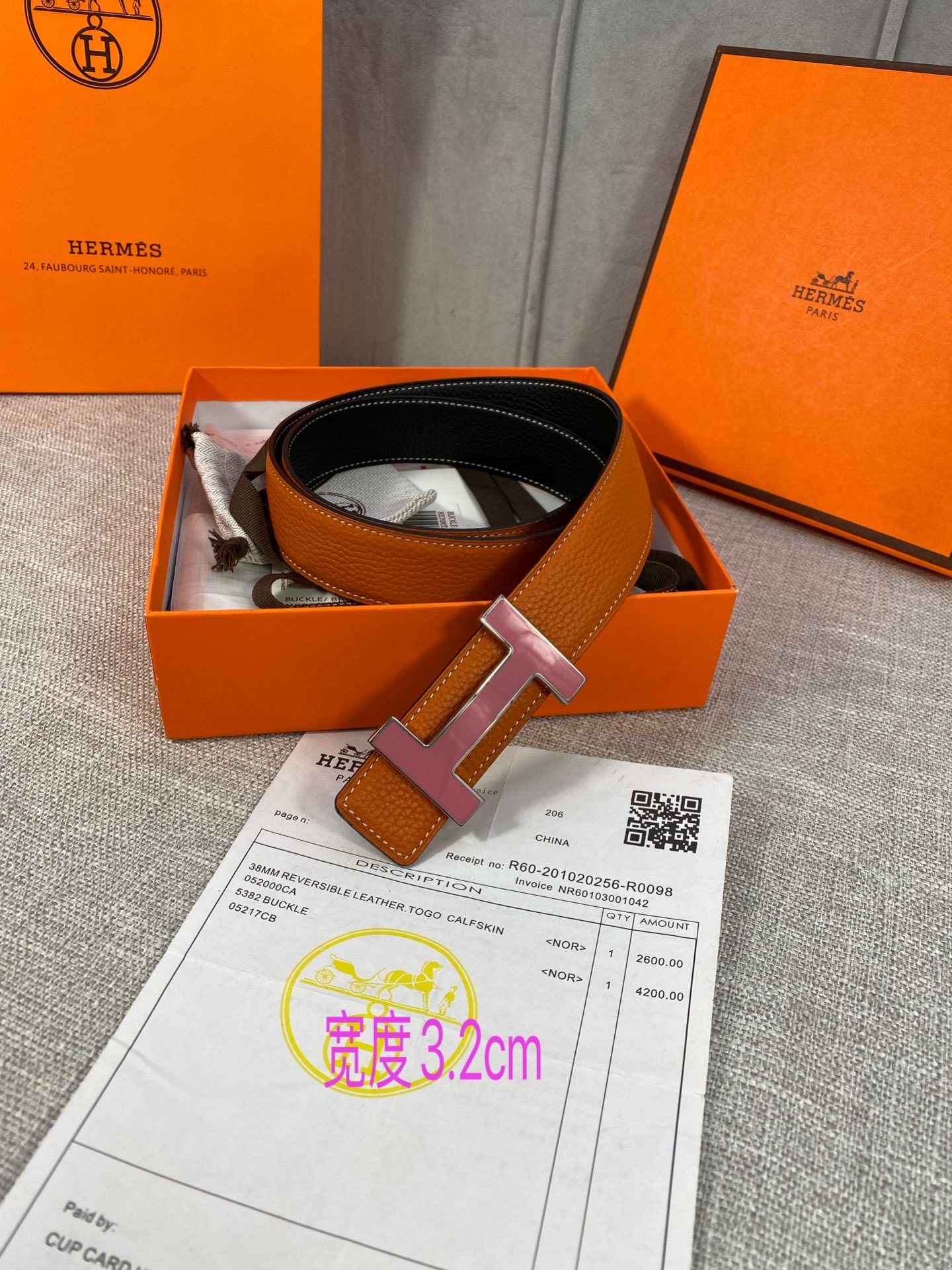 专柜同步Hermes爱马仕专柜同款3.2cm宽带身采用进口头层Togo牛皮boxer牛皮衬里配以珐琅精品