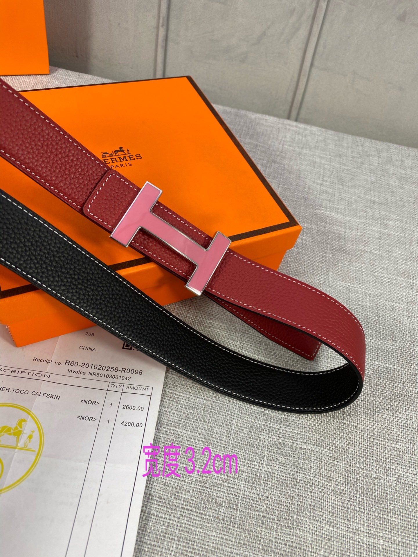 专柜同步Hermes爱马仕专柜同款3.2cm宽带身采用进口头层Togo牛皮boxer牛皮衬里配以珐琅精品