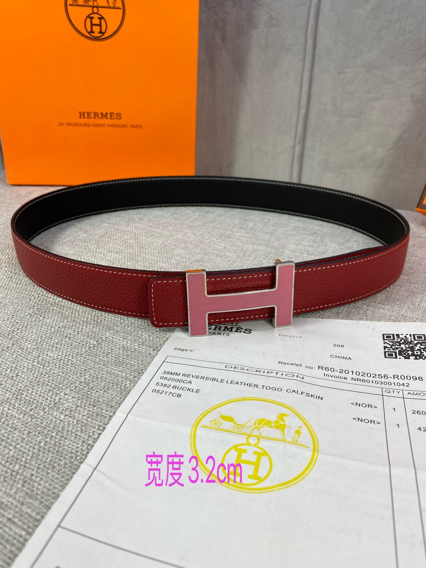 专柜同步Hermes爱马仕专柜同款3.2cm宽带身采用进口头层Togo牛皮boxer牛皮衬里配以珐琅精品