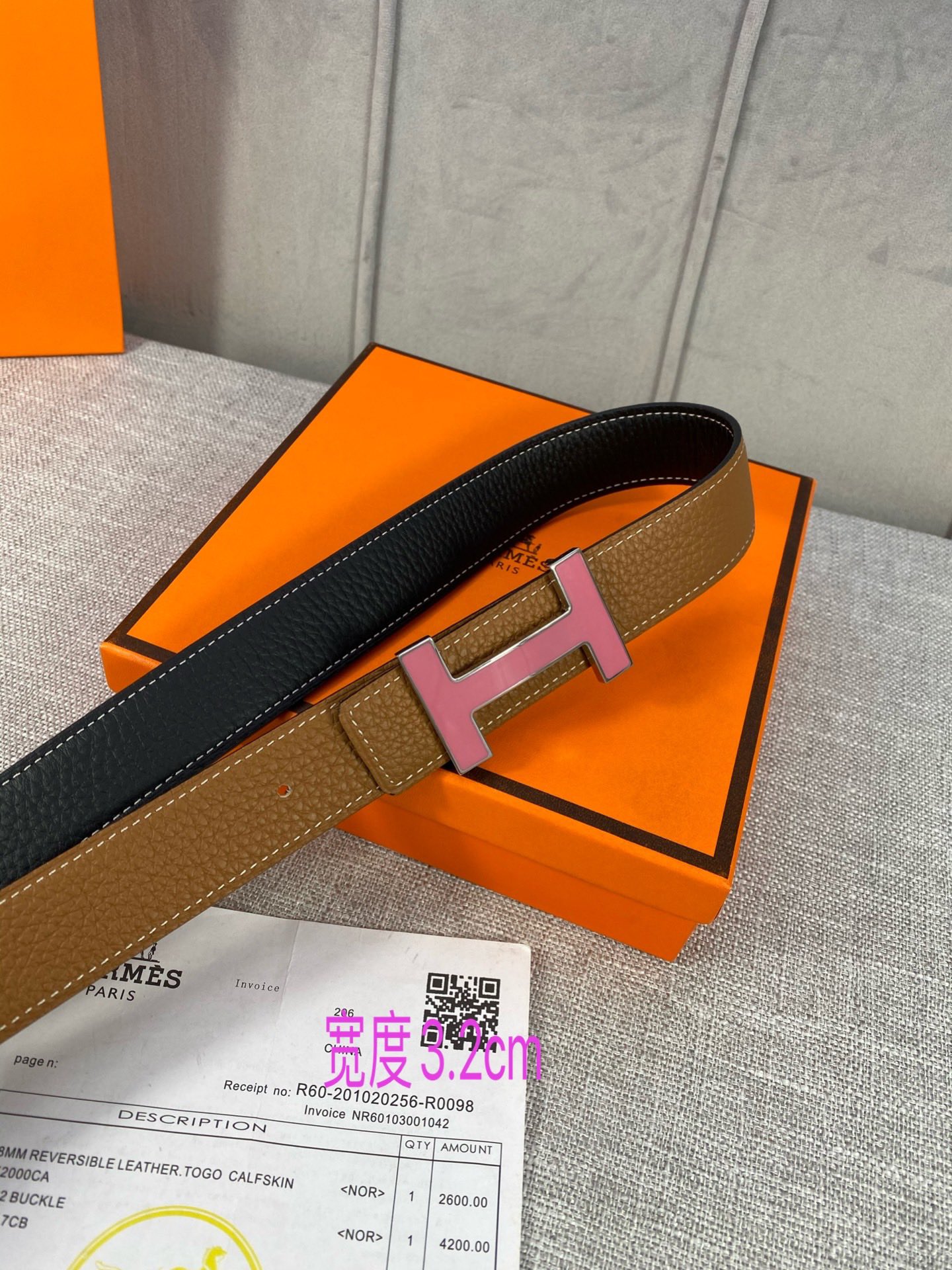 专柜同步Hermes爱马仕专柜同款3.2cm宽带身采用进口头层Togo牛皮boxer牛皮衬里配以珐琅精品
