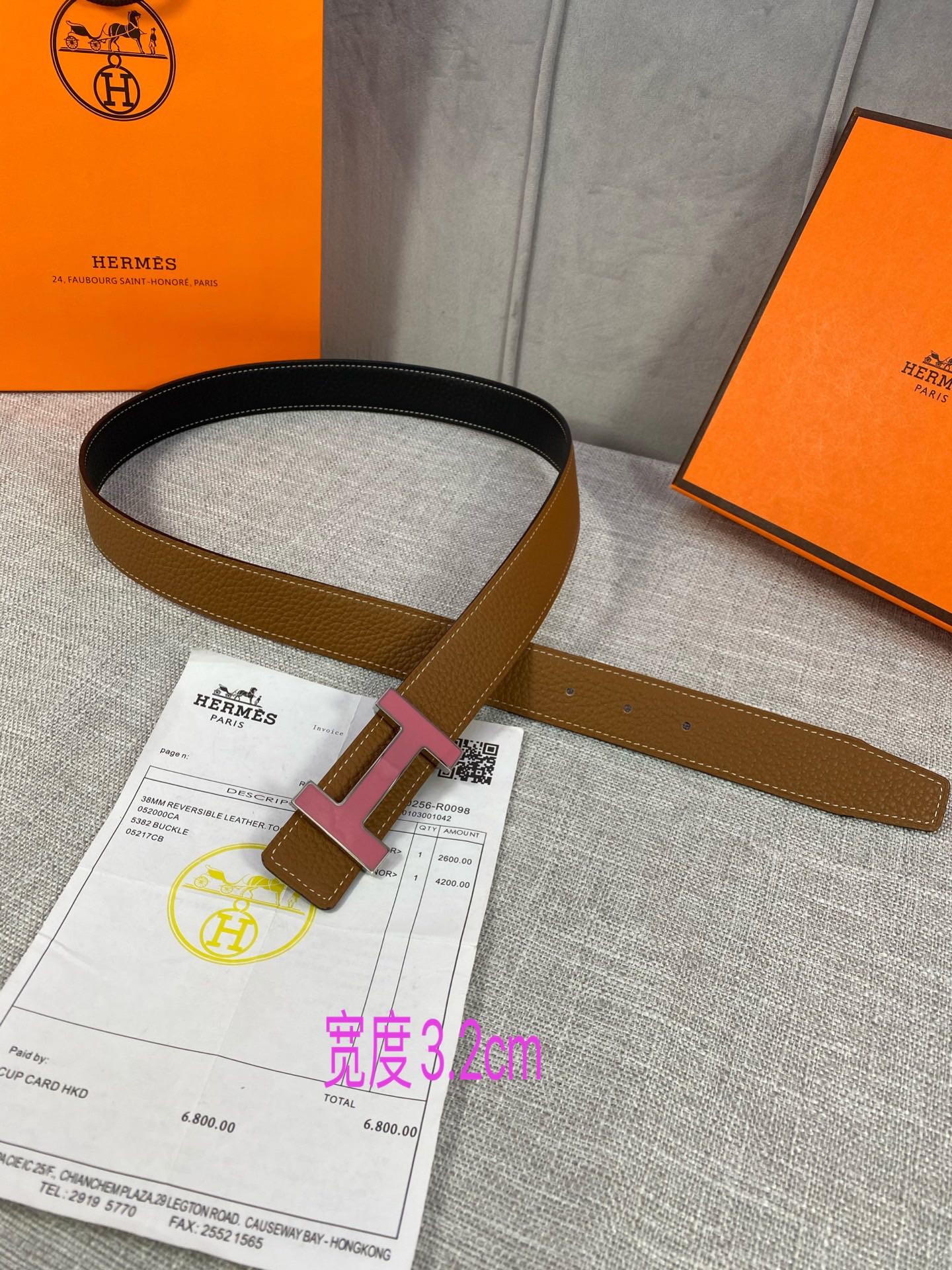 专柜同步Hermes爱马仕专柜同款3.2cm宽带身采用进口头层Togo牛皮boxer牛皮衬里配以珐琅精品