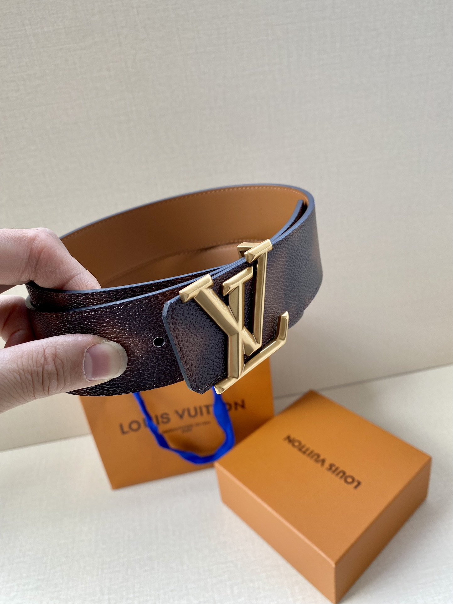 Louis Vuitton Haute Couture Luxury Atelier Designer Belt Tie Accessories 3