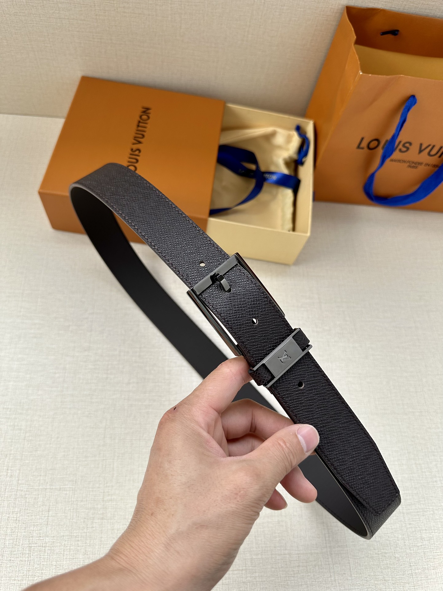 Louis Vuitton Haute Couture Luxury Atelier Designer Belt Tie Accessories