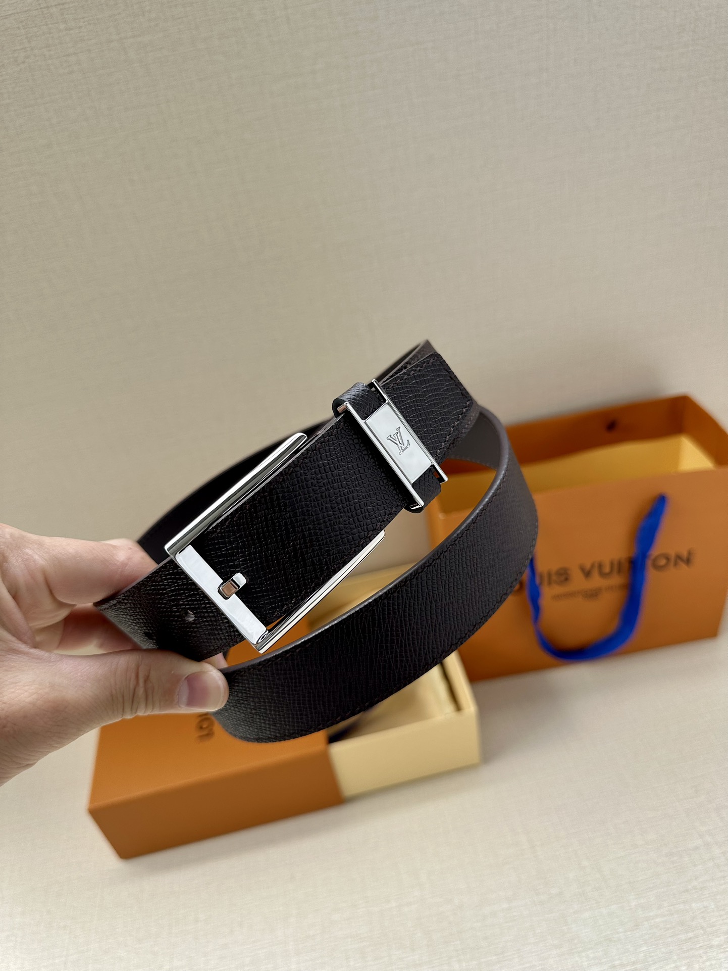 路易威登 Louis Vuitton 高定典藏奢华工坊高定皮带腰带配饰 #970CAA43 4