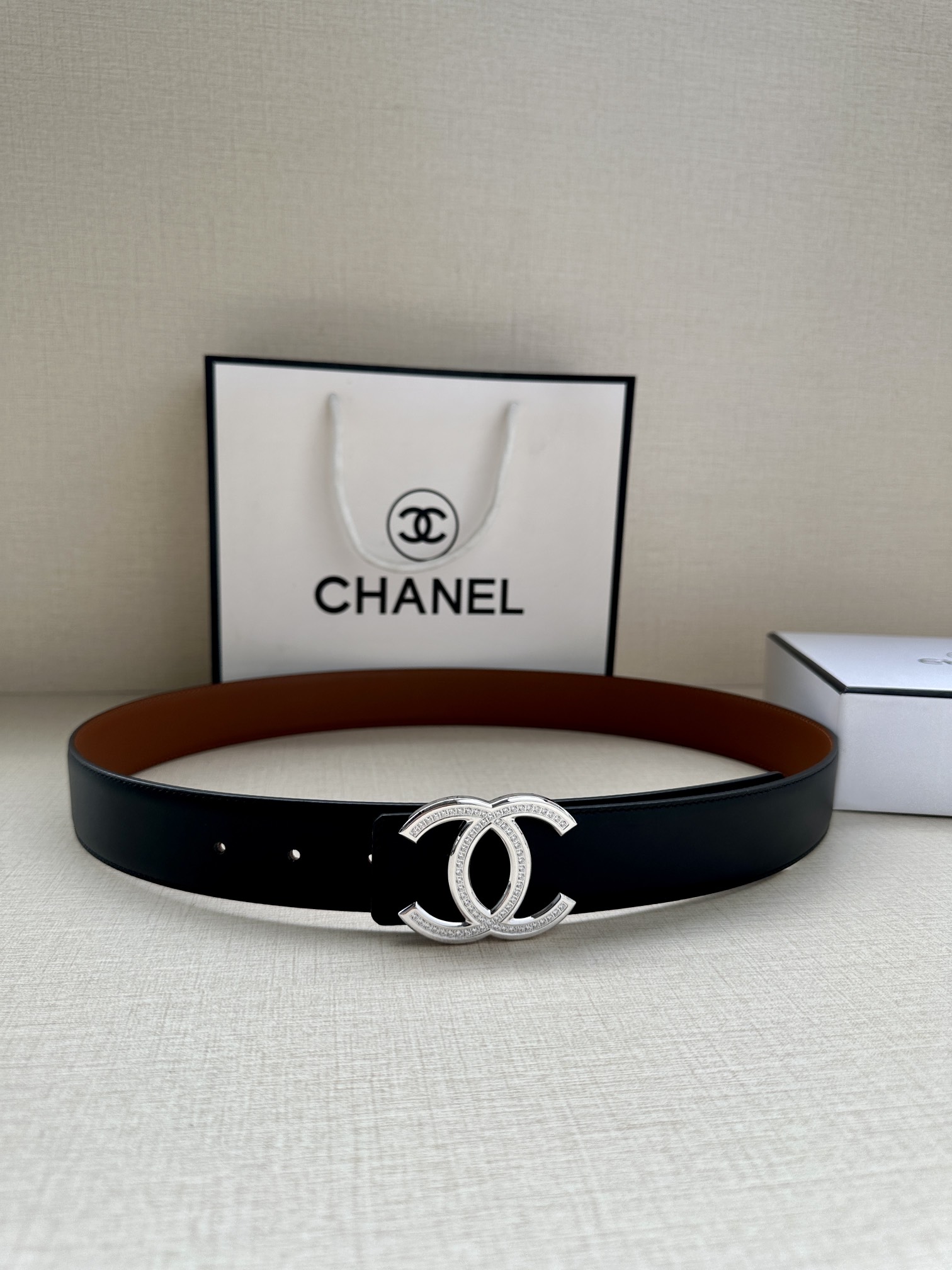 CHANEL香奈儿专柜专柜同款皮带正品开模复五金采用logo经典进口平纹意大利香味胎牛皮3.4女神必备款