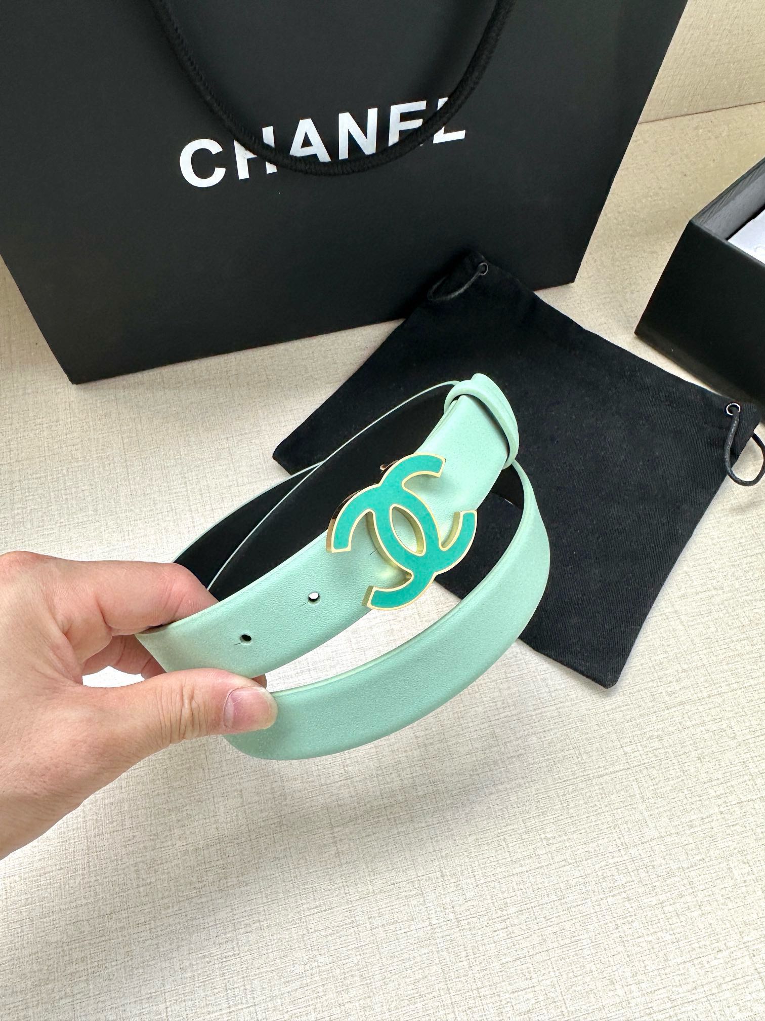 宽度3.0cmChanel香奈儿进口柔软小牛皮纹路清晰五金配件金银色/金属磨胶钢扣