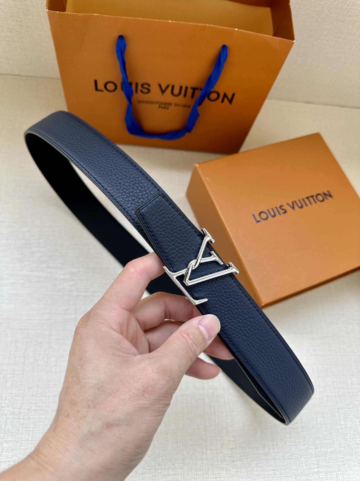 Louis Vuitton Cinturón