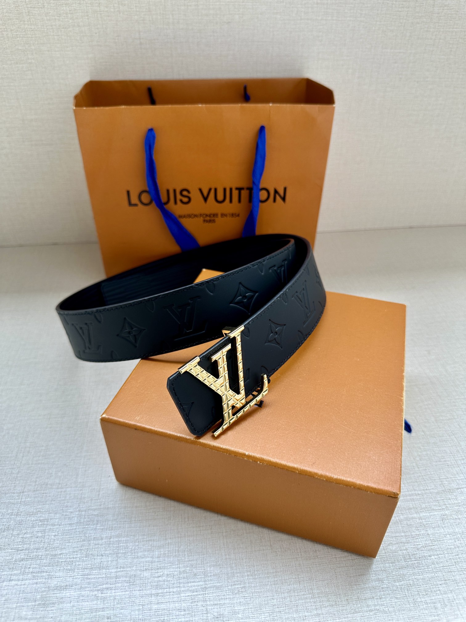 Louis Vuitton Haute Couture Luxury Atelier Designer Belt Tie Accessories 4