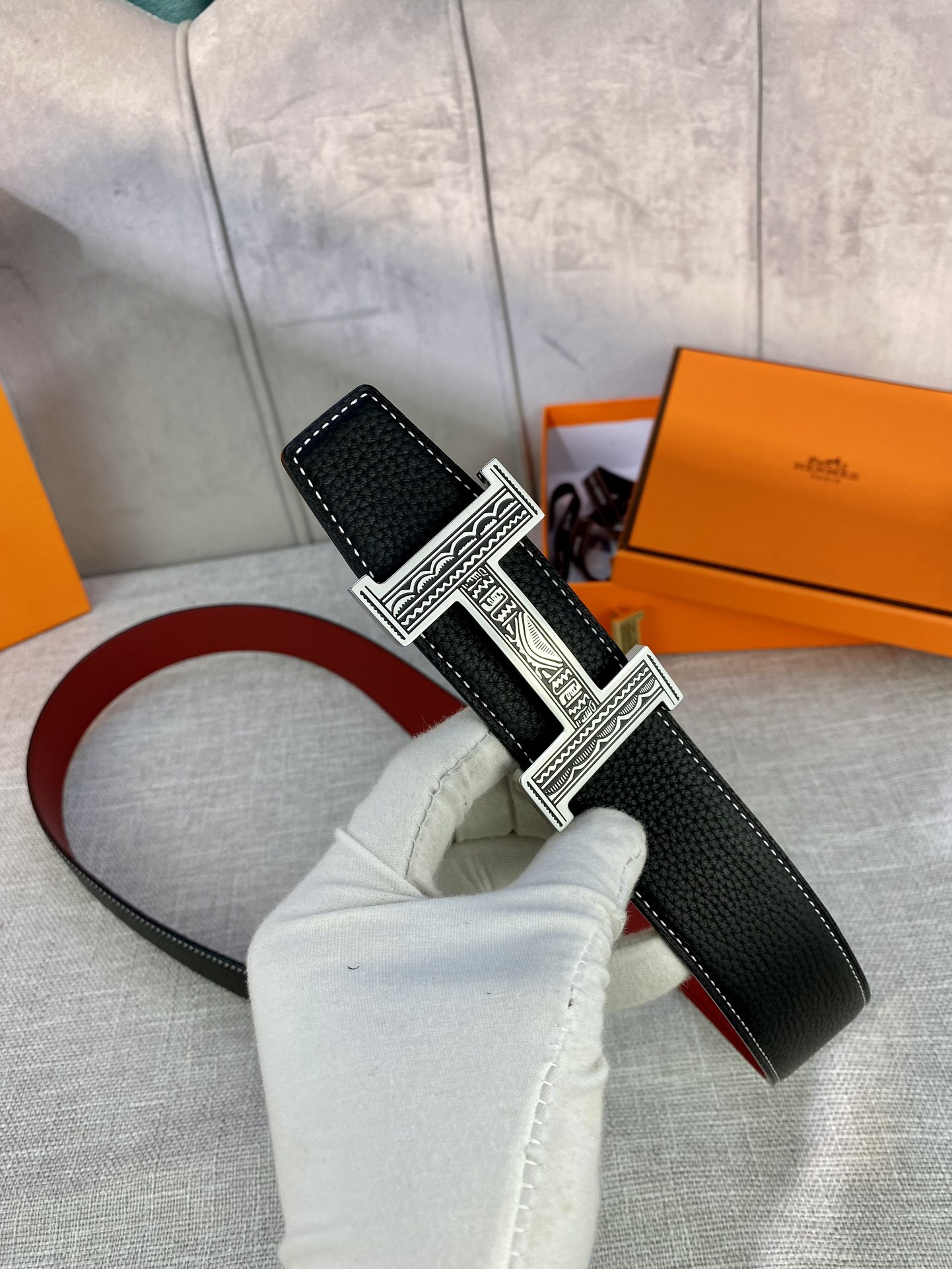 Hermes-HBELTBUCKLE&REVERSIBLELEATHERSTRAMM爱马仕专柜同步进口双